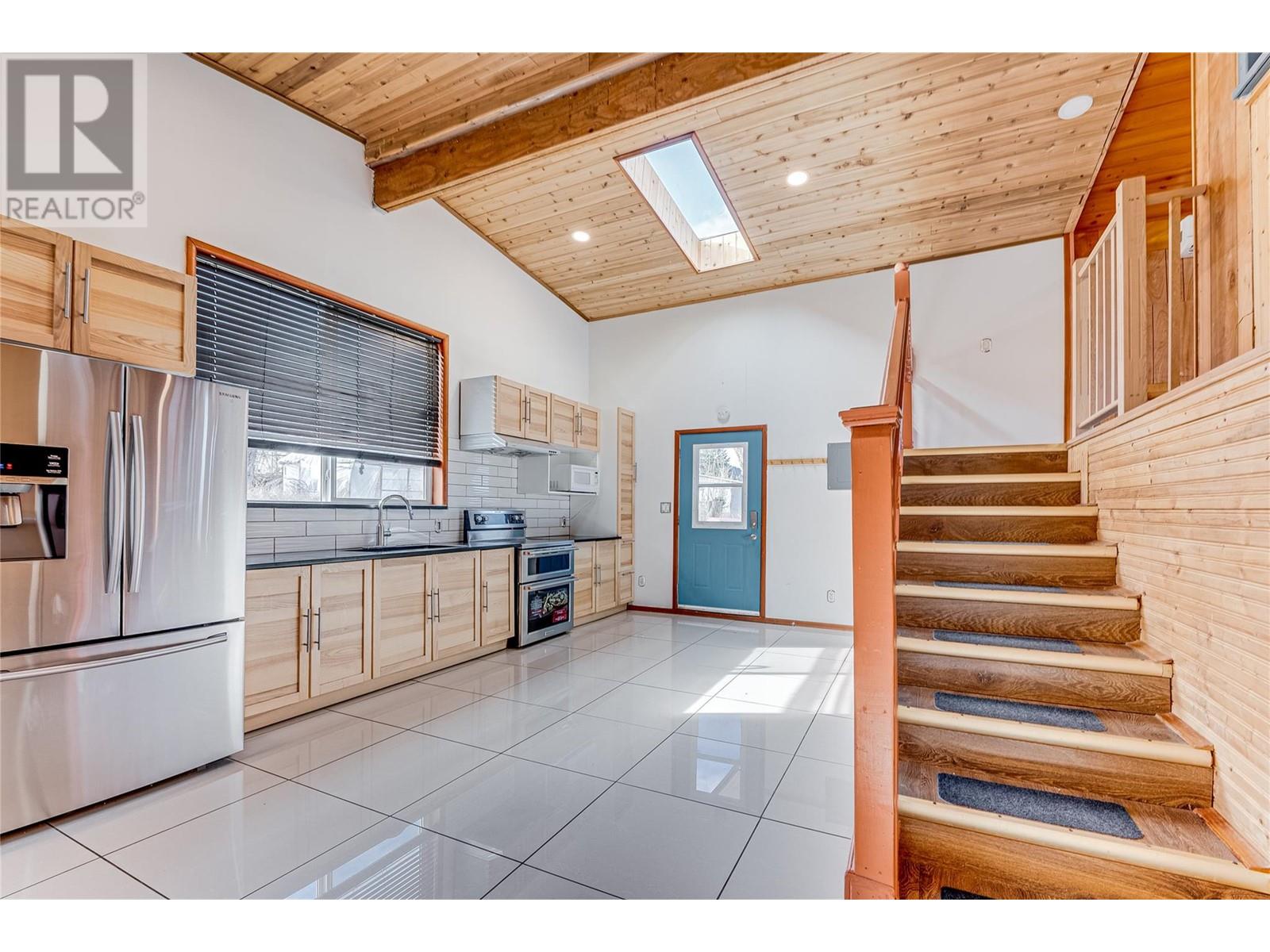 6650 Okanagan Avenue, Vernon, British Columbia  V1H 1M2 - Photo 22 - 10350747