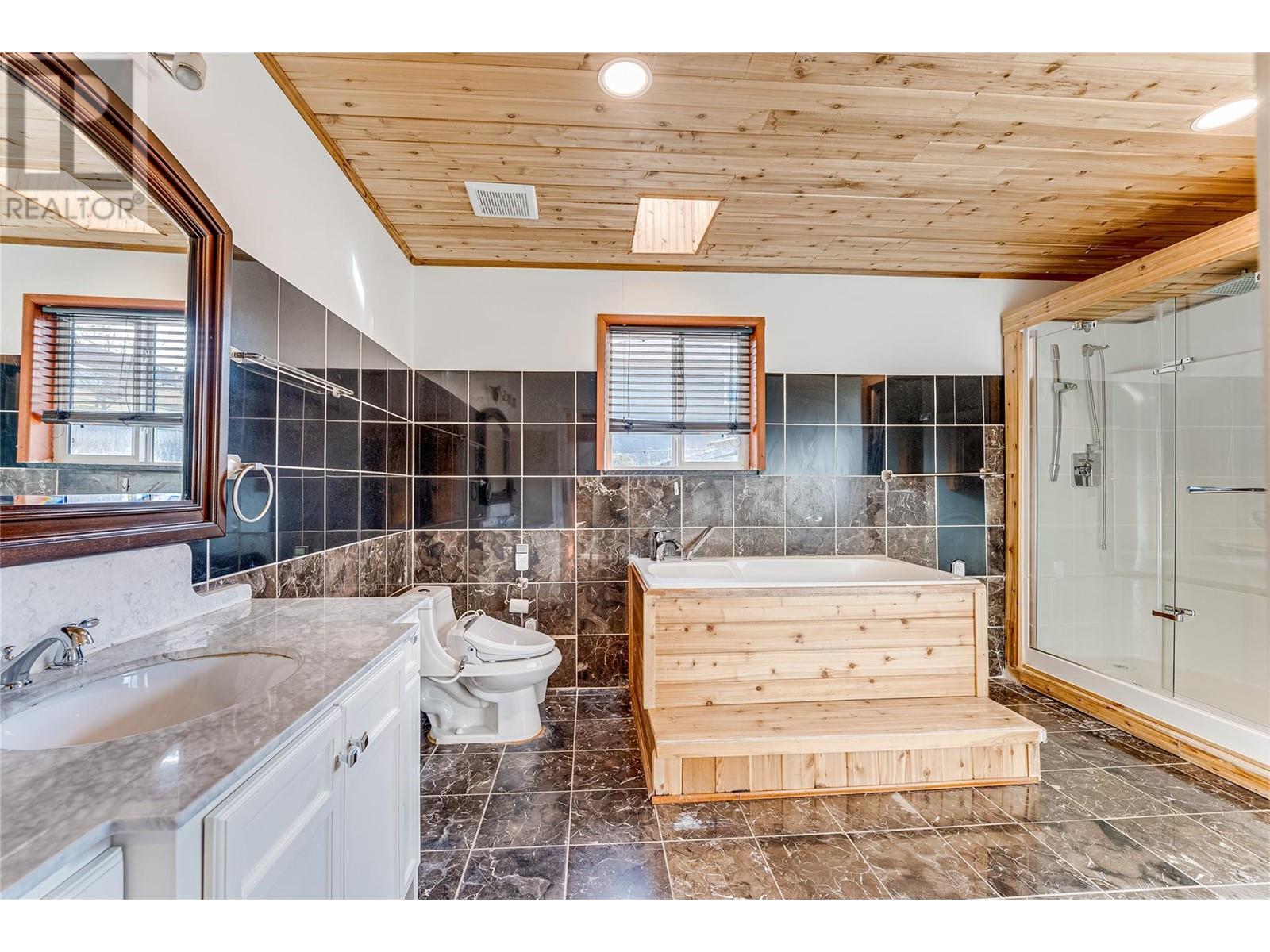 6650 Okanagan Avenue, Vernon, British Columbia  V1H 1M2 - Photo 26 - 10350740