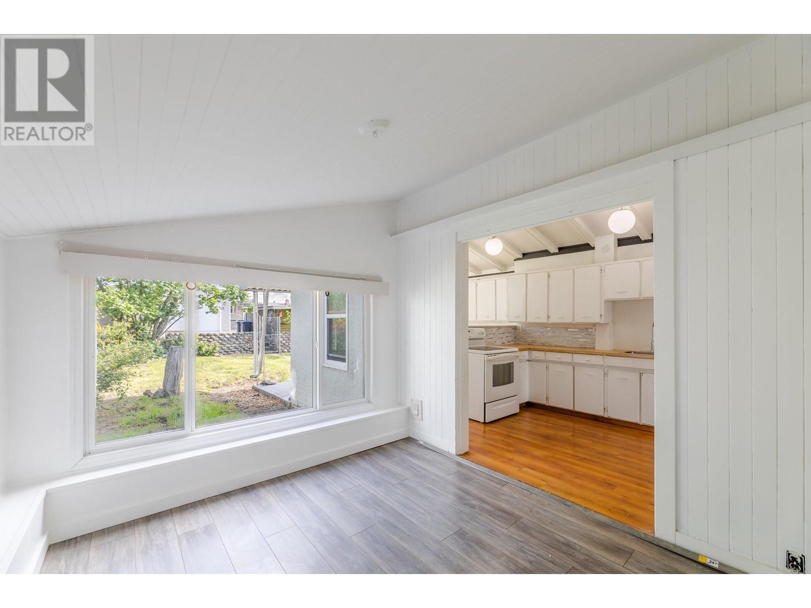 566 Penticton Avenue, Penticton, British Columbia  V2A 2M6 - Photo 6 - 10350264