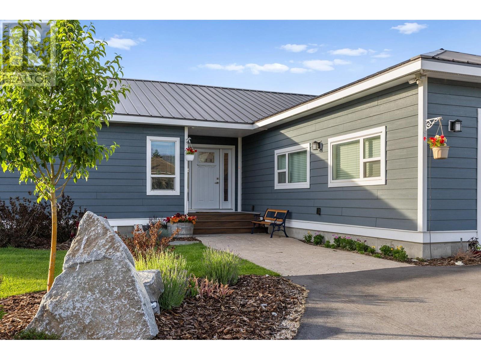 7207 Tucelnuit Drive, Oliver, British Columbia  V0H 1T2 - Photo 2 - 10350797