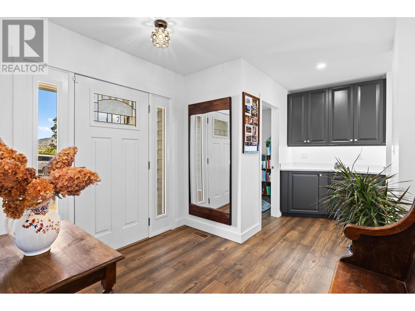 7207 Tucelnuit Drive, Oliver, British Columbia  V0H 1T2 - Photo 4 - 10350797