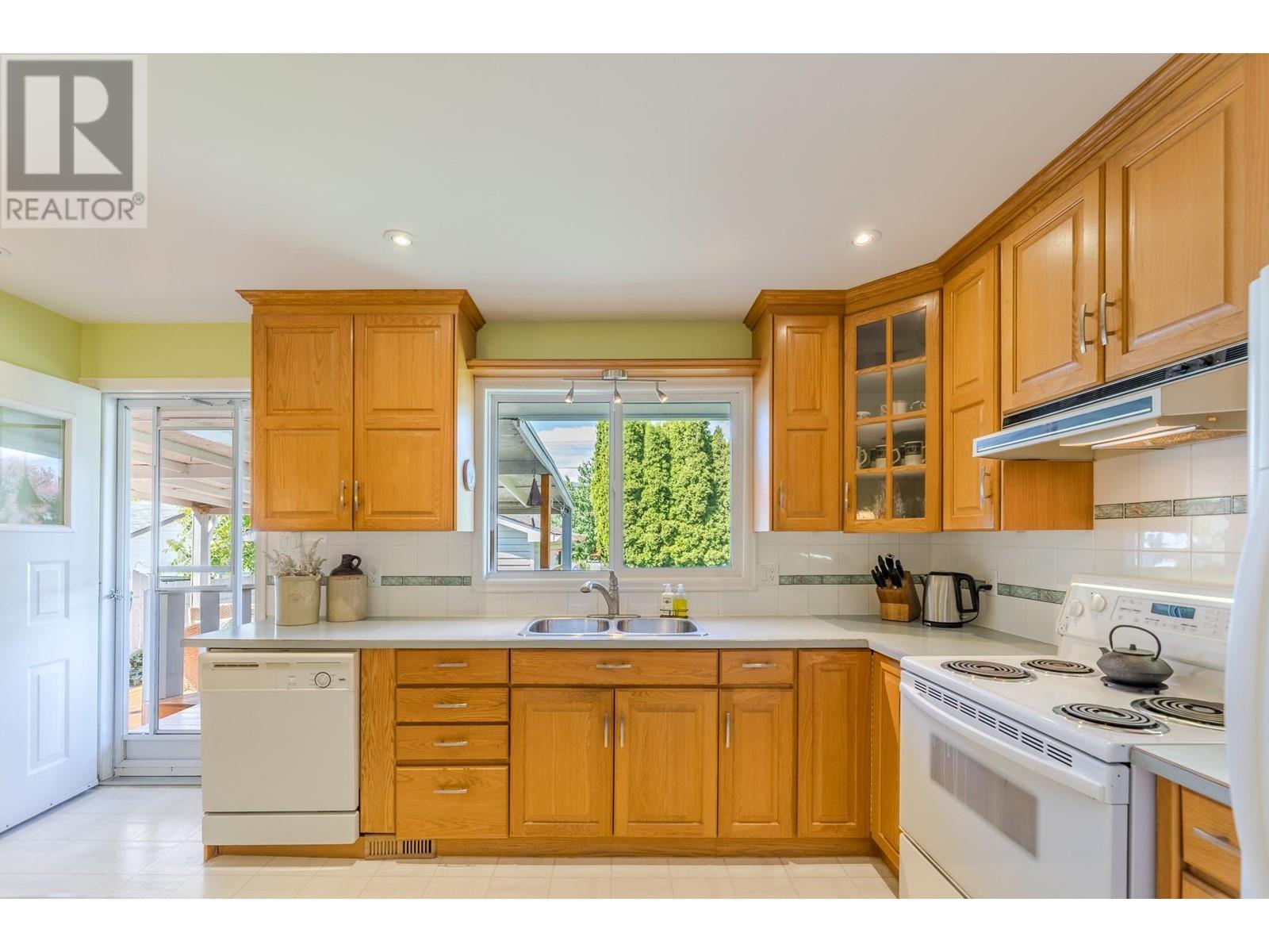1117 Kensington Street, Penticton, British Columbia  V2A 4N2 - Photo 18 - 10350557