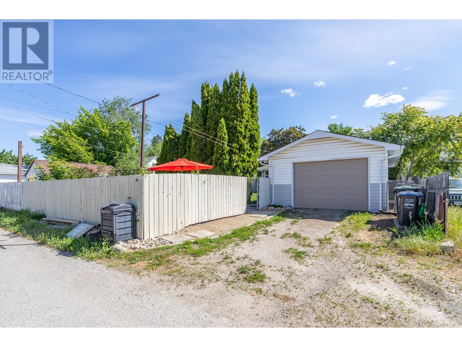 1117 Kensington Street, Penticton, British Columbia  V2A 4N2 - Photo 48 - 10350557
