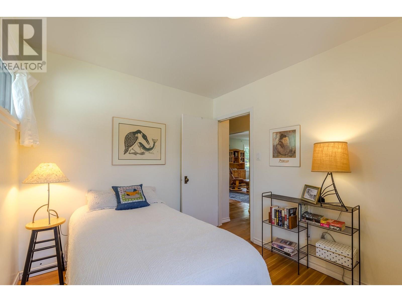 1117 Kensington Street, Penticton, British Columbia  V2A 4N2 - Photo 9 - 10350557