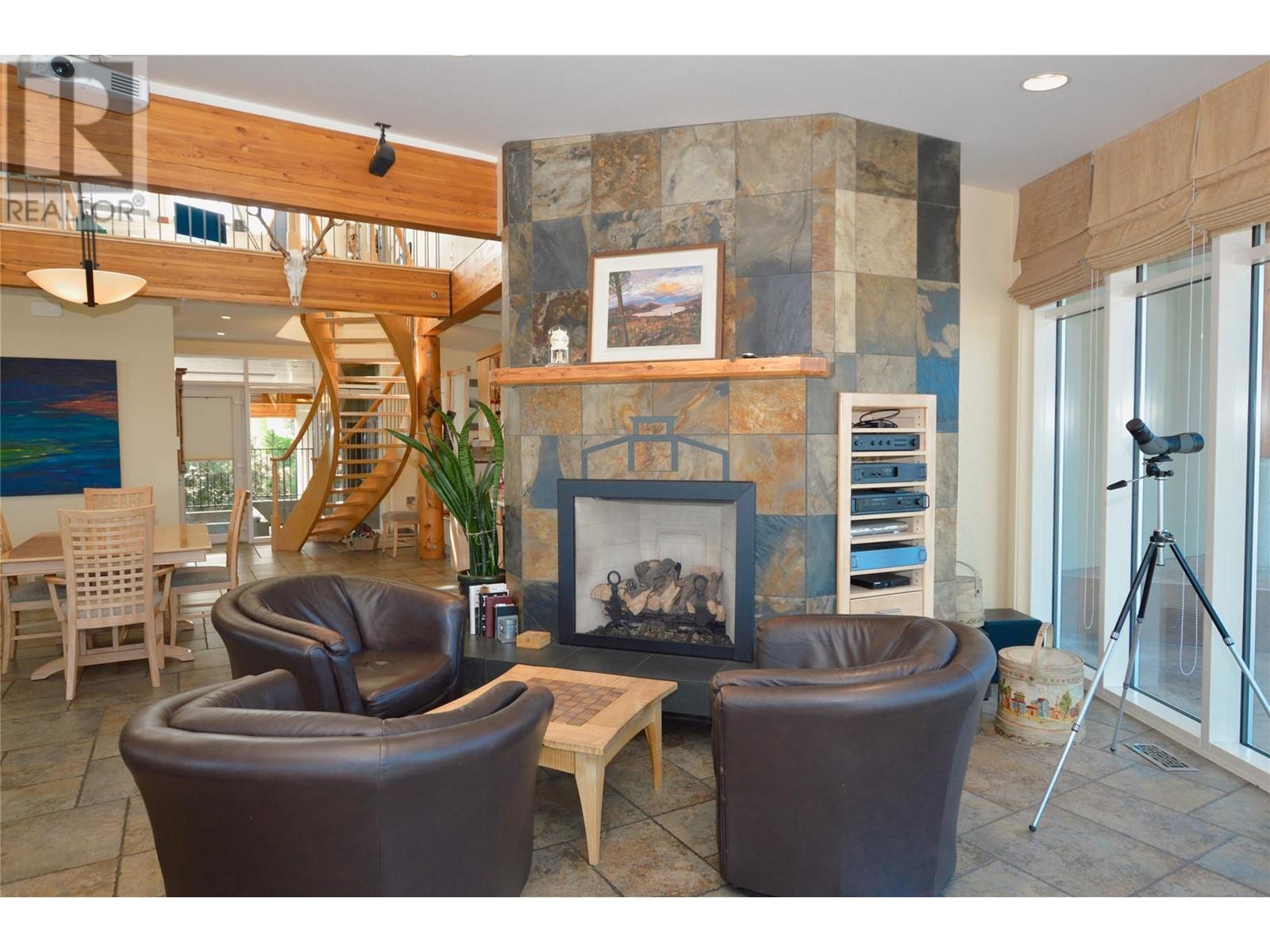 12015 Trayler Place, Summerland, British Columbia  V0H 1Z7 - Photo 17 - 10350950