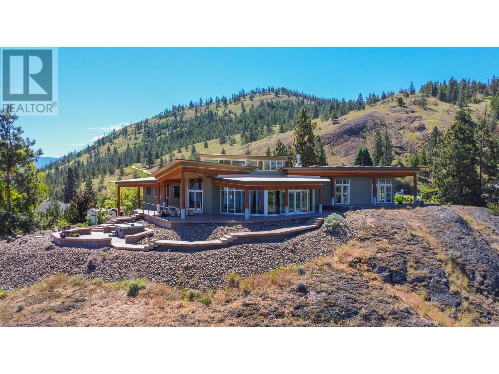 12015 Trayler Place, Summerland, British Columbia  V0H 1Z7 - Photo 2 - 10350950