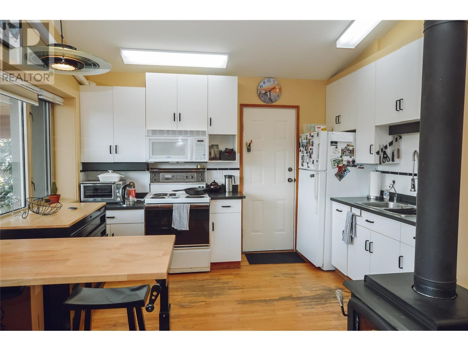 12015 Trayler Place, Summerland, British Columbia  V0H 1Z7 - Photo 50 - 10350950