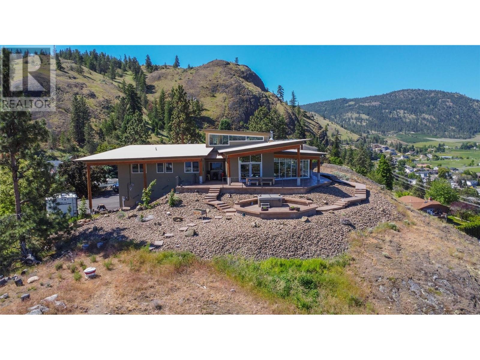 12015 Trayler Place, Summerland, British Columbia  V0H 1Z7 - Photo 8 - 10350950