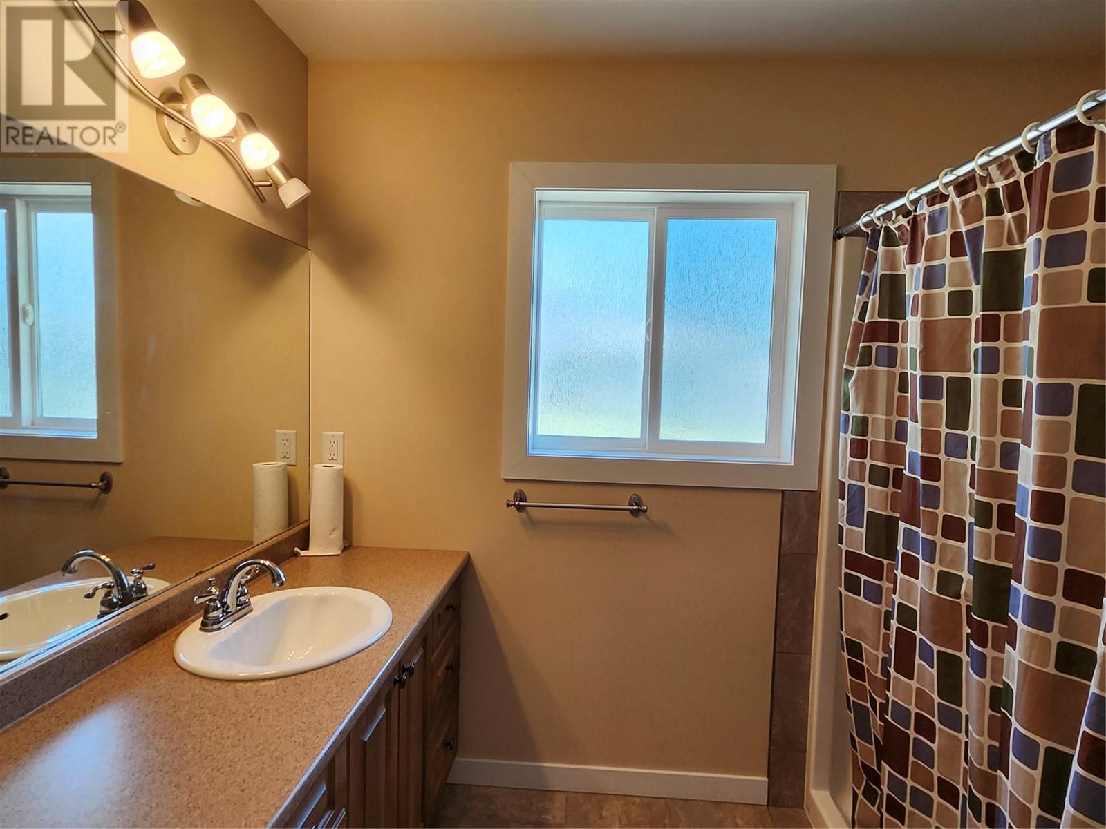 6453 Park Drive, Oliver, British Columbia  V0H 1T3 - Photo 19 - 10350952