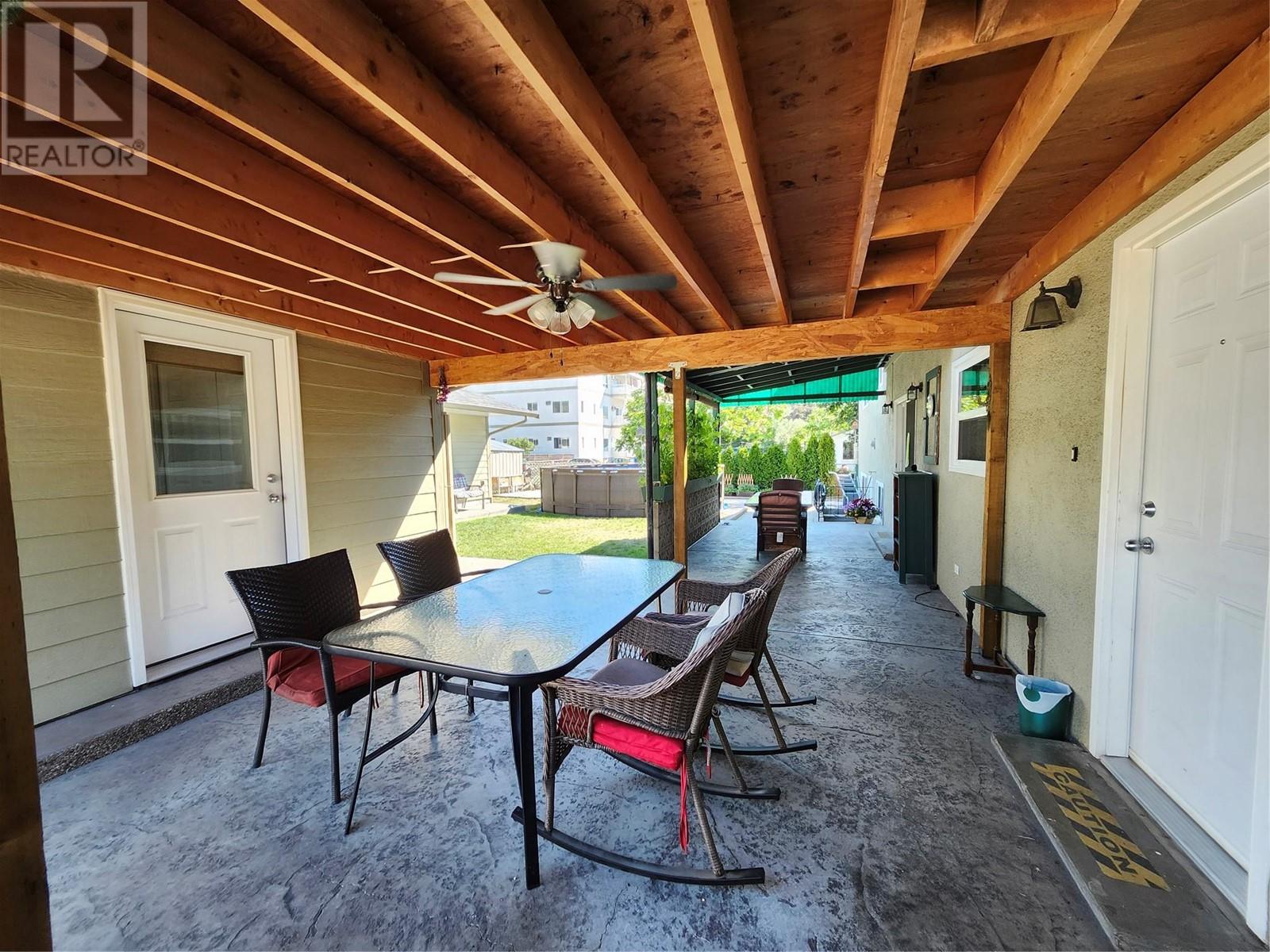 6453 Park Drive, Oliver, British Columbia  V0H 1T3 - Photo 4 - 10350952