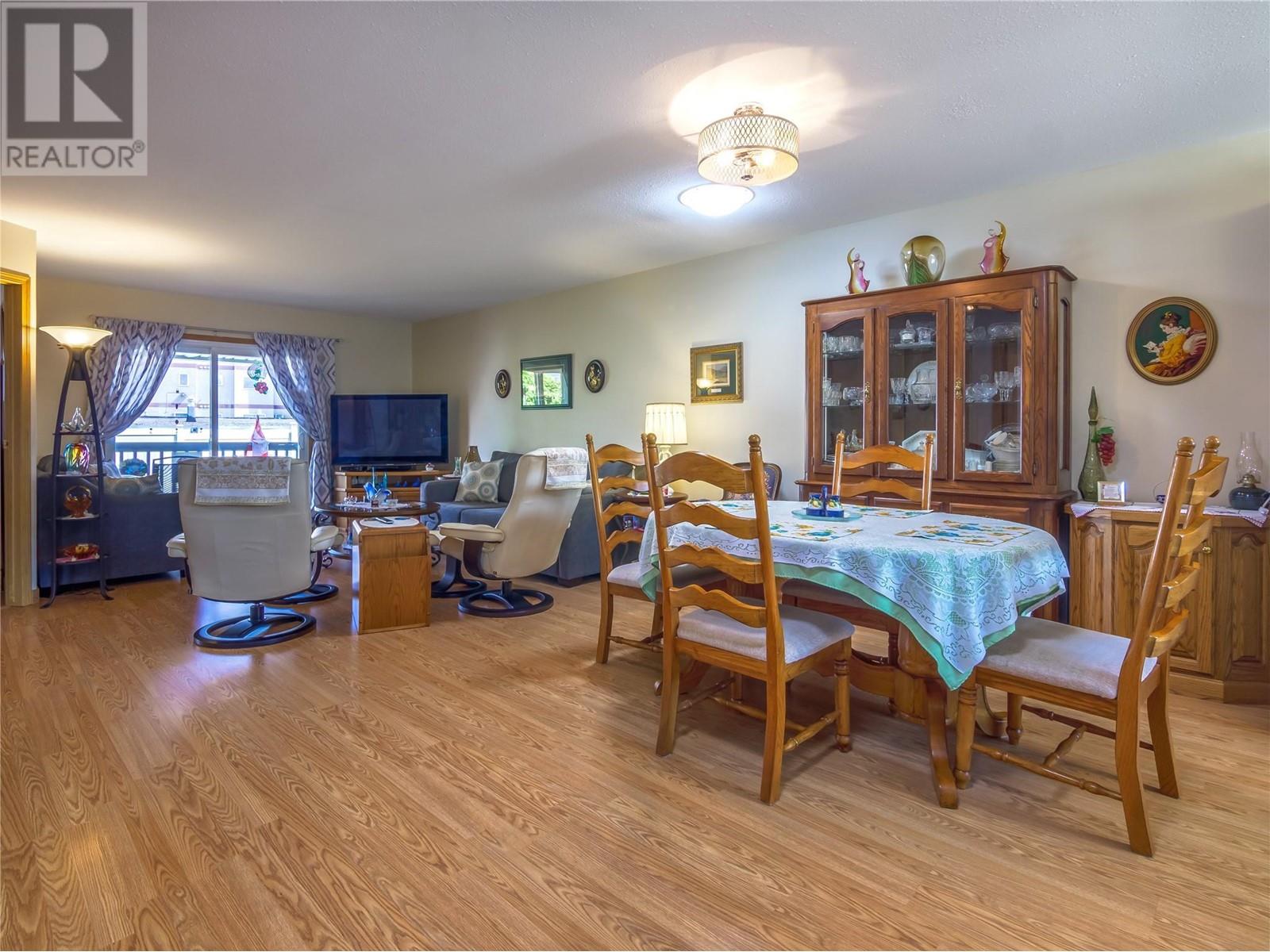 2445 South Main Street Unit# 111, Penticton, British Columbia  V2A 5J1 - Photo 2 - 10350914