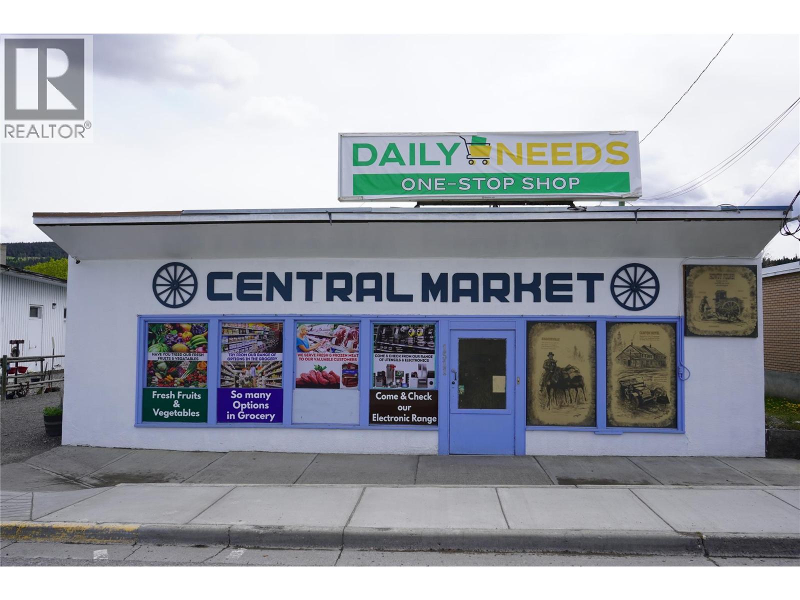 1511 Cariboo Highway, Clinton, British Columbia  V0K 1K0 - Photo 1 - 10350778