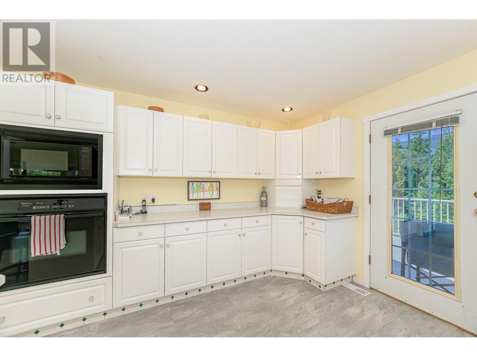 4340 Sederberg Road, Malakwa, British Columbia  V0E 2J0 - Photo 5 - 10349316