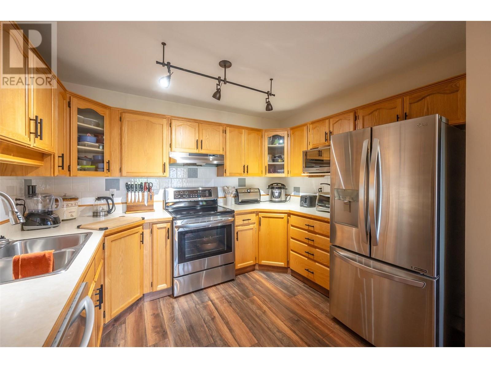 1750 Atkinson Street Unit# 408, Penticton, British Columbia  V2A 7M6 - Photo 11 - 10350799