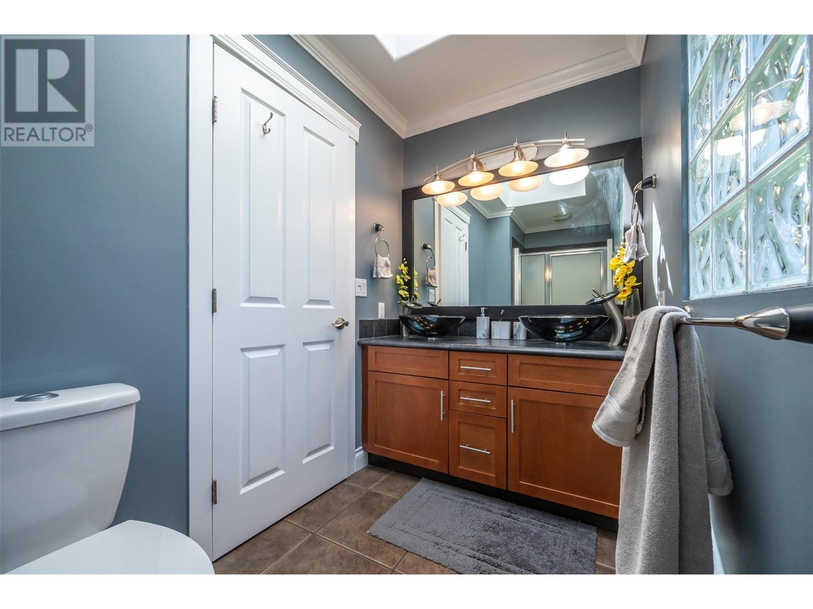 808 Vedette Drive, Penticton, British Columbia  V2A 8Y3 - Photo 19 - 10351018