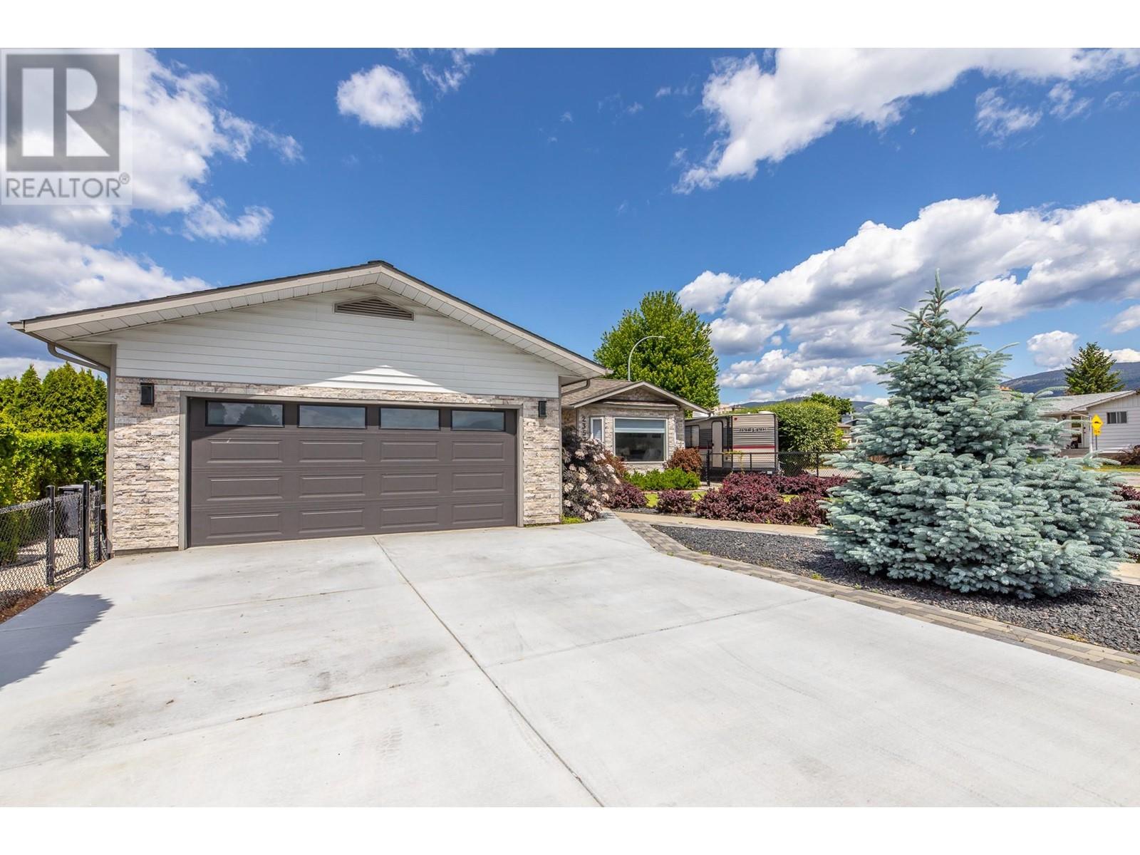 2357 Cornwall Drive, Penticton, British Columbia  V2A 7T1 - Photo 10 - 10350762
