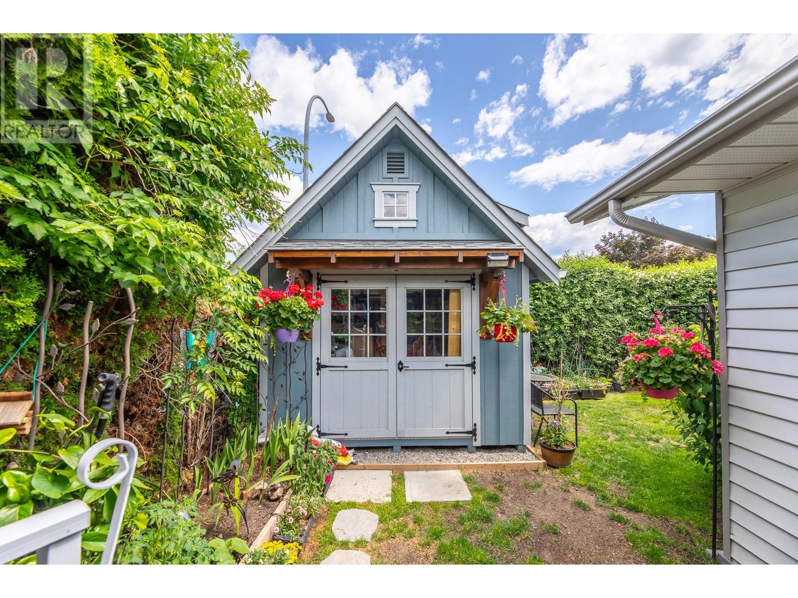 2357 Cornwall Drive, Penticton, British Columbia  V2A 7T1 - Photo 13 - 10350762
