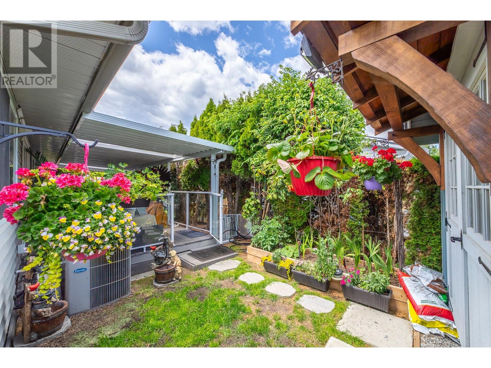 2357 Cornwall Drive, Penticton, British Columbia  V2A 7T1 - Photo 18 - 10350762