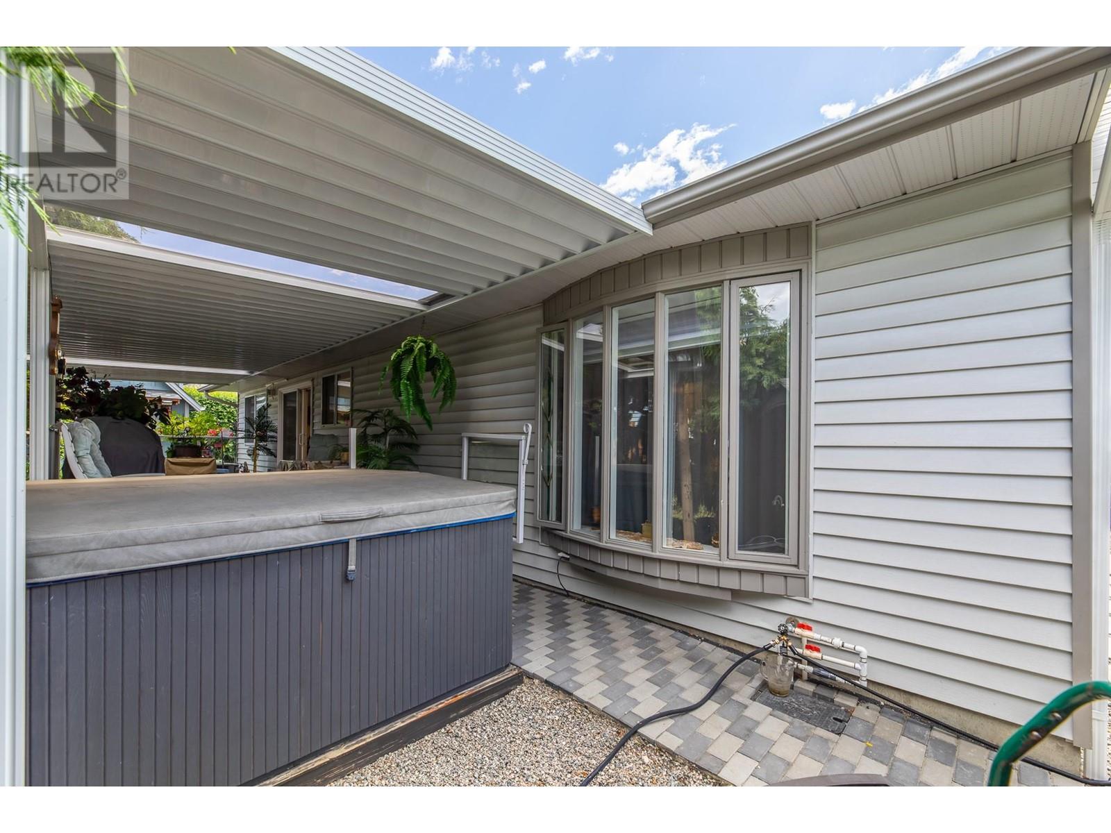 2357 Cornwall Drive, Penticton, British Columbia  V2A 7T1 - Photo 23 - 10350762