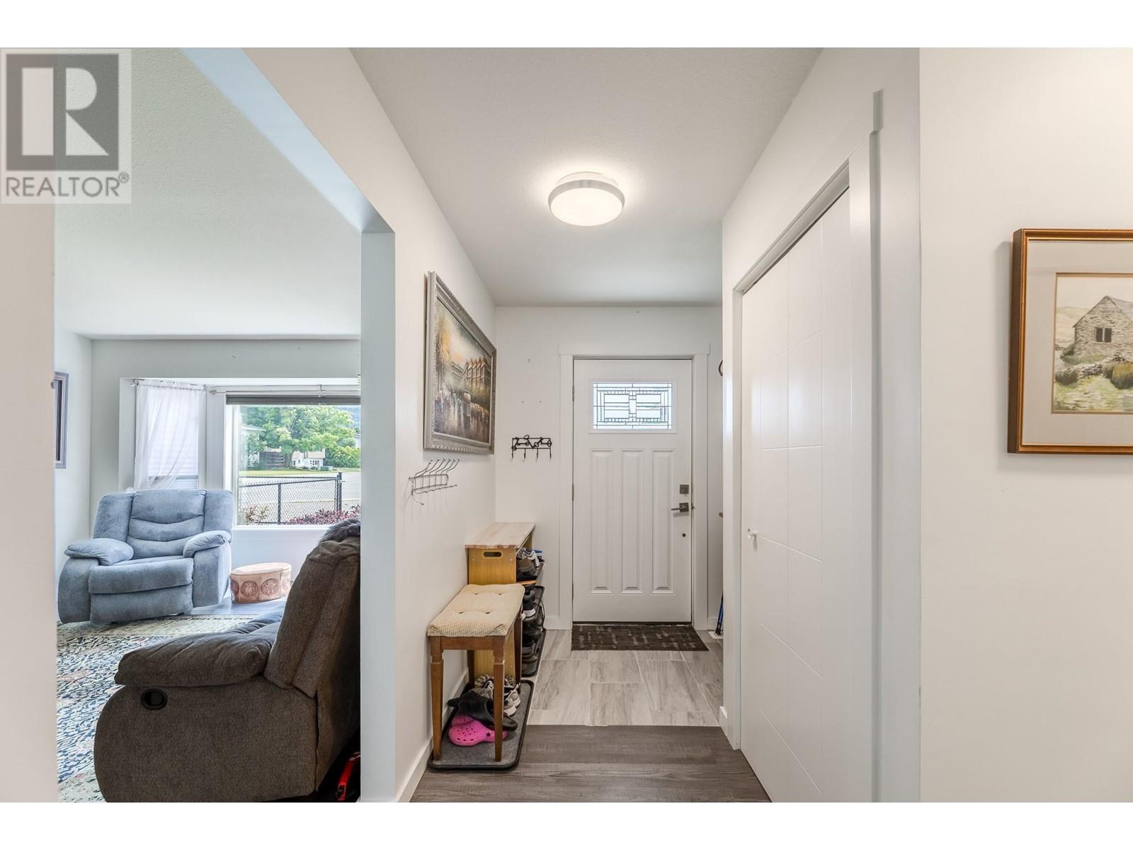 2357 Cornwall Drive, Penticton, British Columbia  V2A 7T1 - Photo 31 - 10350762