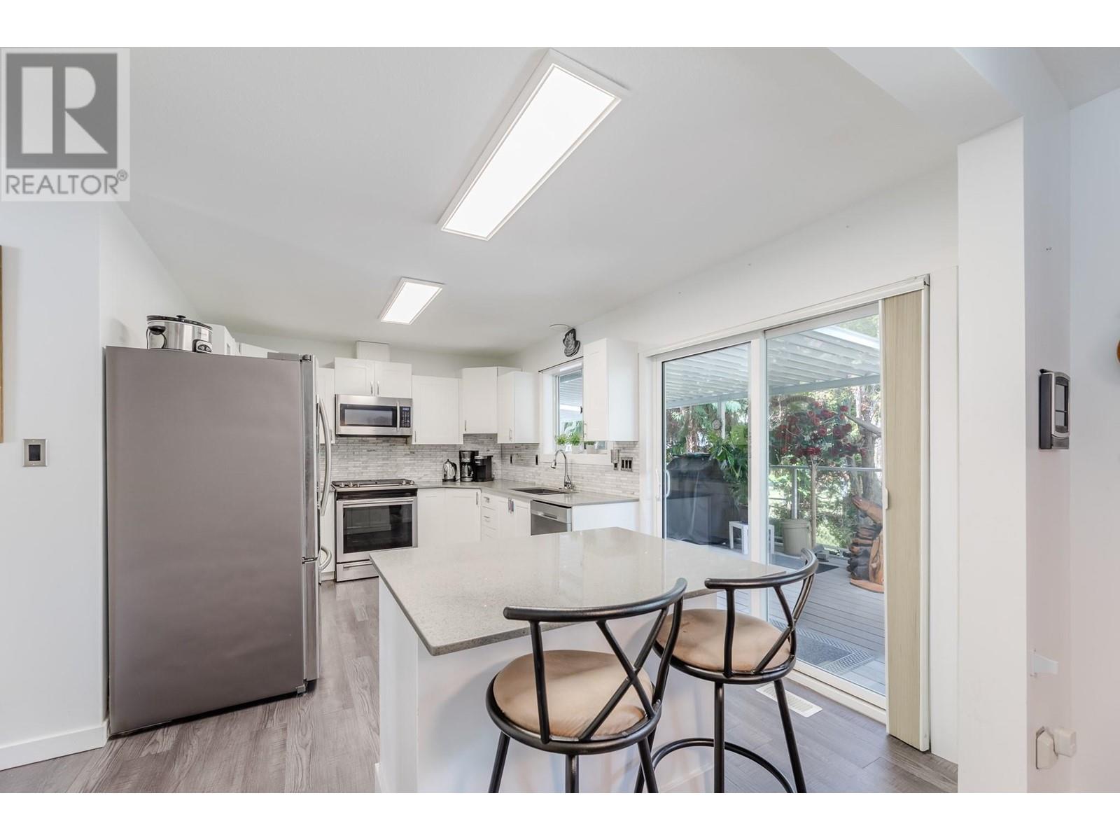 2357 Cornwall Drive, Penticton, British Columbia  V2A 7T1 - Photo 39 - 10350762