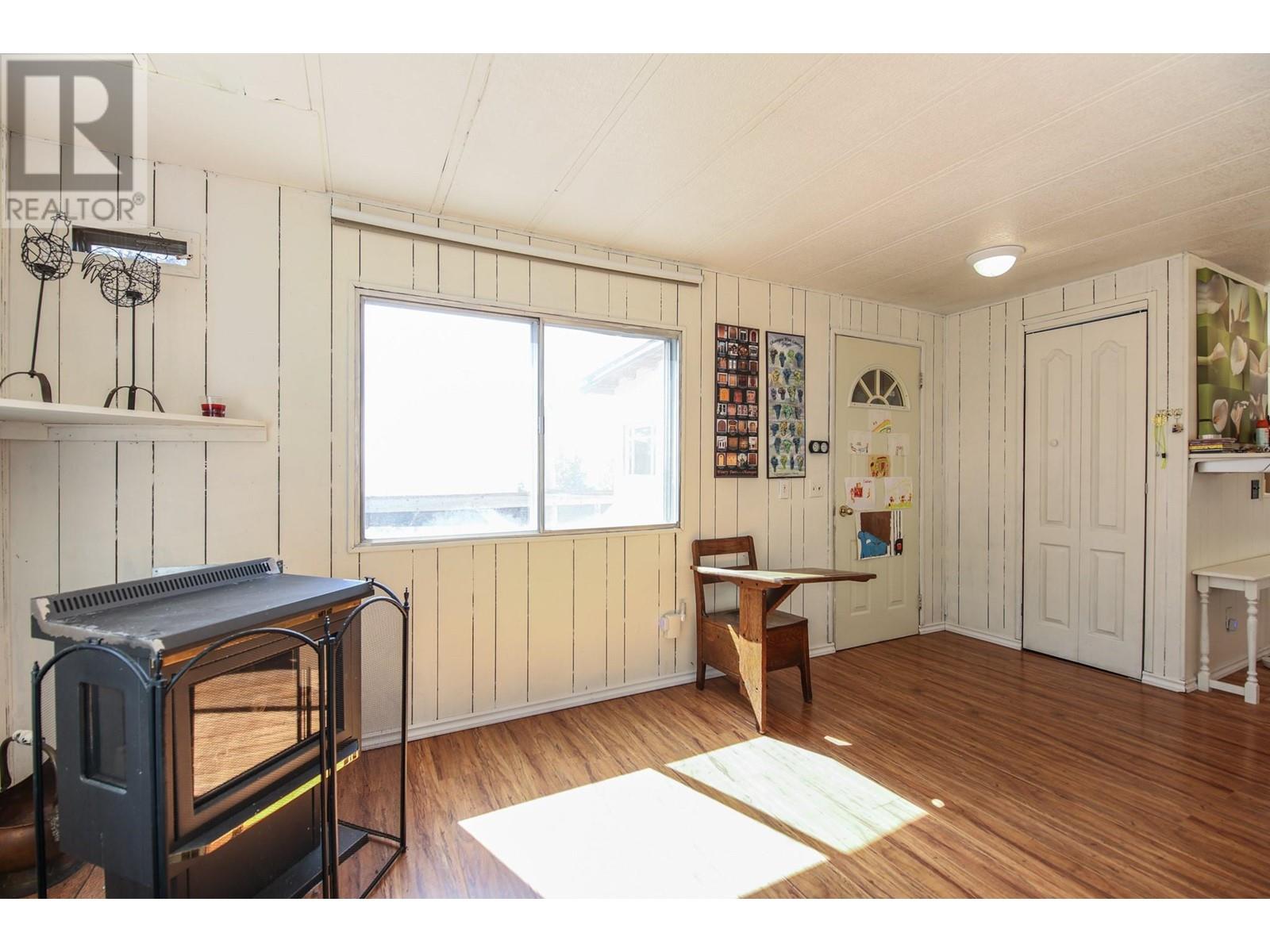 250 Longjoe Road, Osoyoos, British Columbia  V0H 1V6 - Photo 32 - 10350870