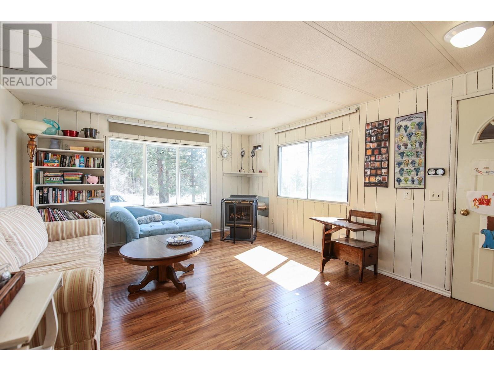 250 Longjoe Road, Osoyoos, British Columbia  V0H 1V6 - Photo 33 - 10350870
