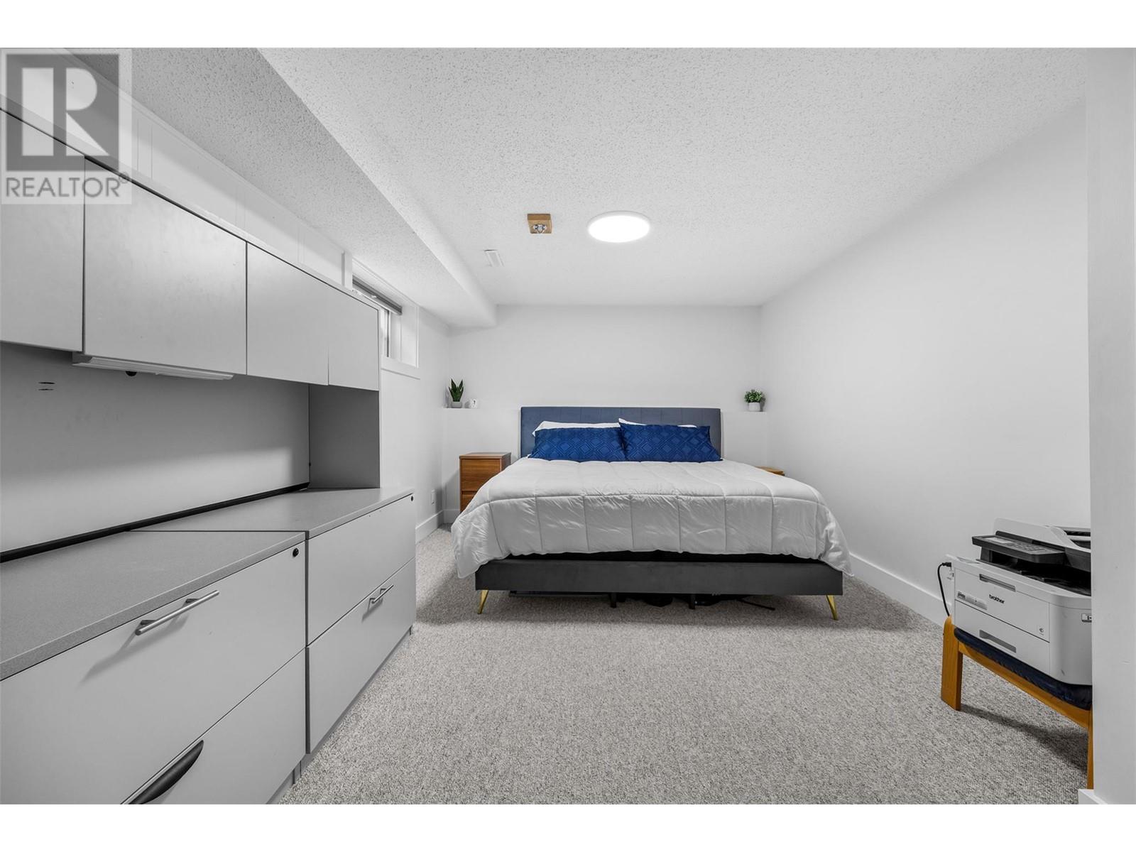 1700 Atkinson Street, Penticton, British Columbia  V2A 7M6 - Photo 4 - 10351093