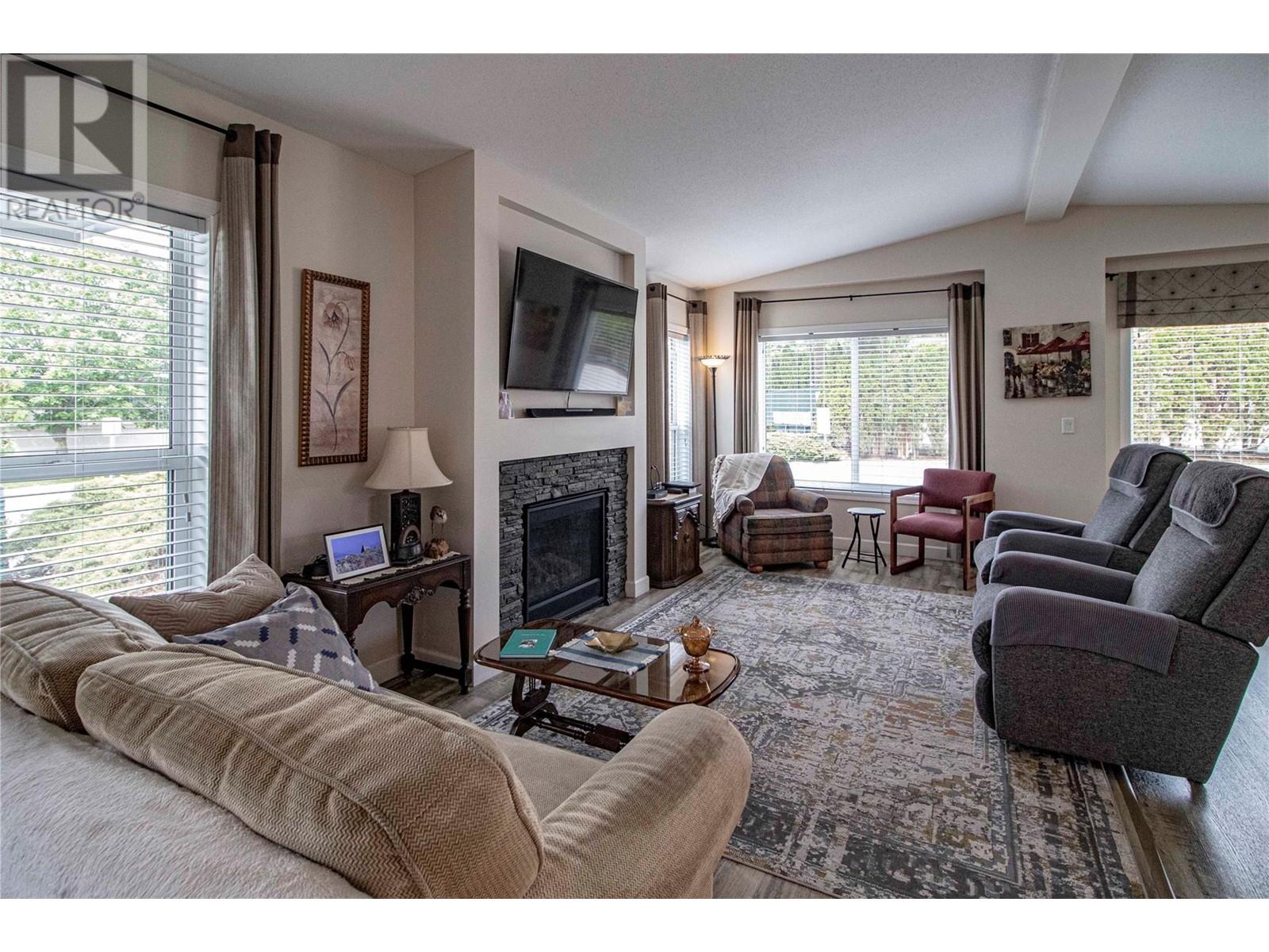 98 Okanagan Avenue E Unit# 28, Penticton, British Columbia  V2A 3J5 - Photo 12 - 10350941