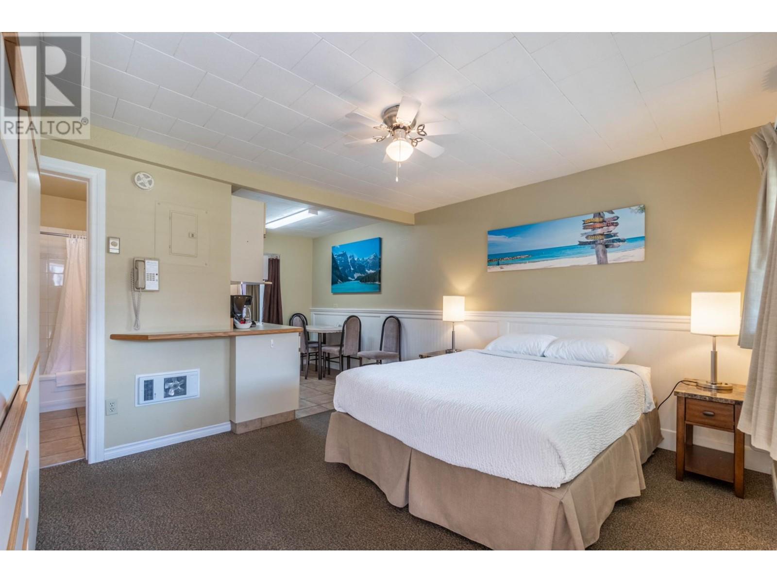 5815 Oleander Drive Unit# 220, Osoyoos, British Columbia  V0H 1V1 - Photo 2 - 10350937