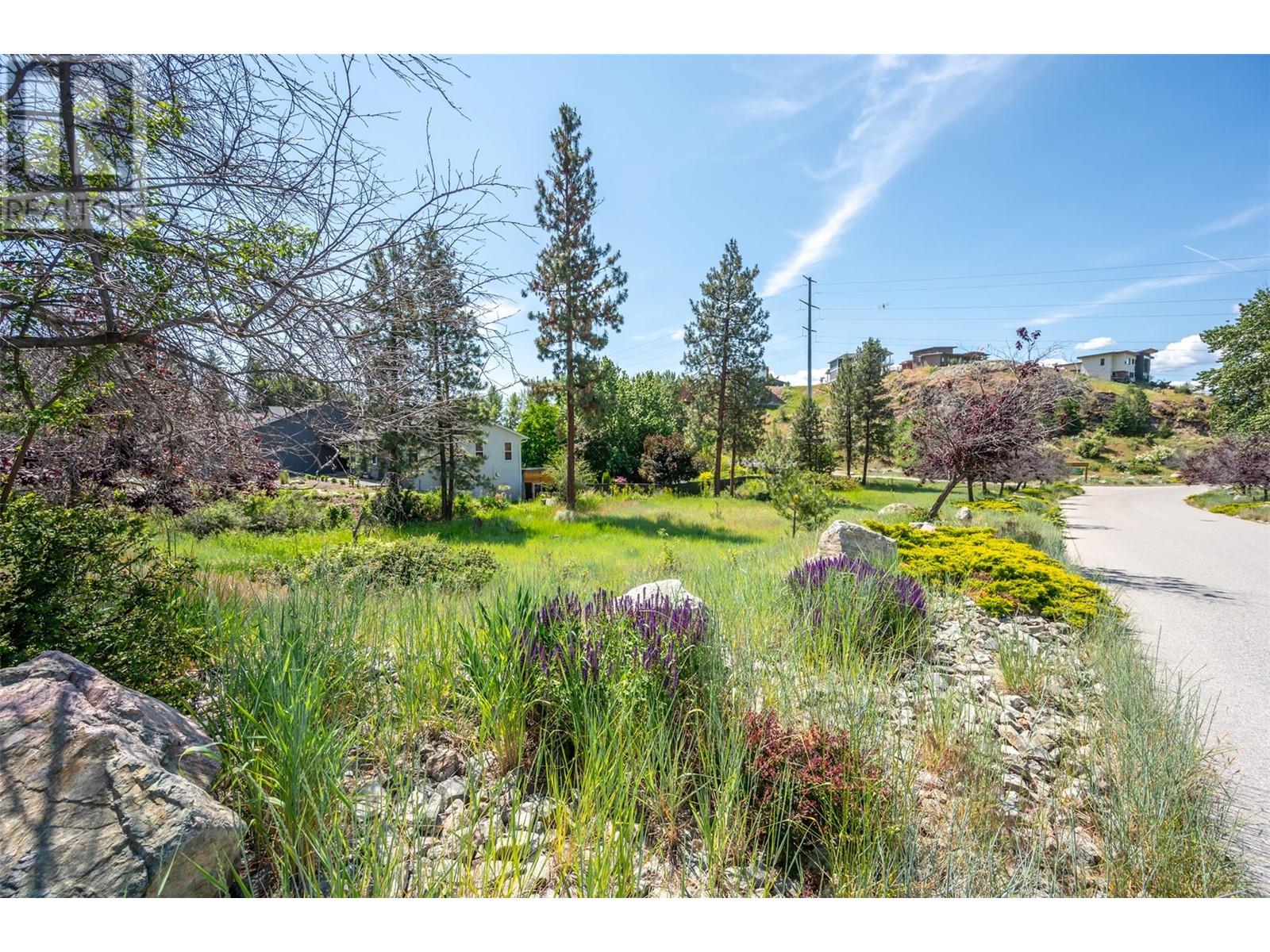 244 Heritage Boulevard, Okanagan Falls, British Columbia  V0H 1R3 - Photo 1 - 10350875