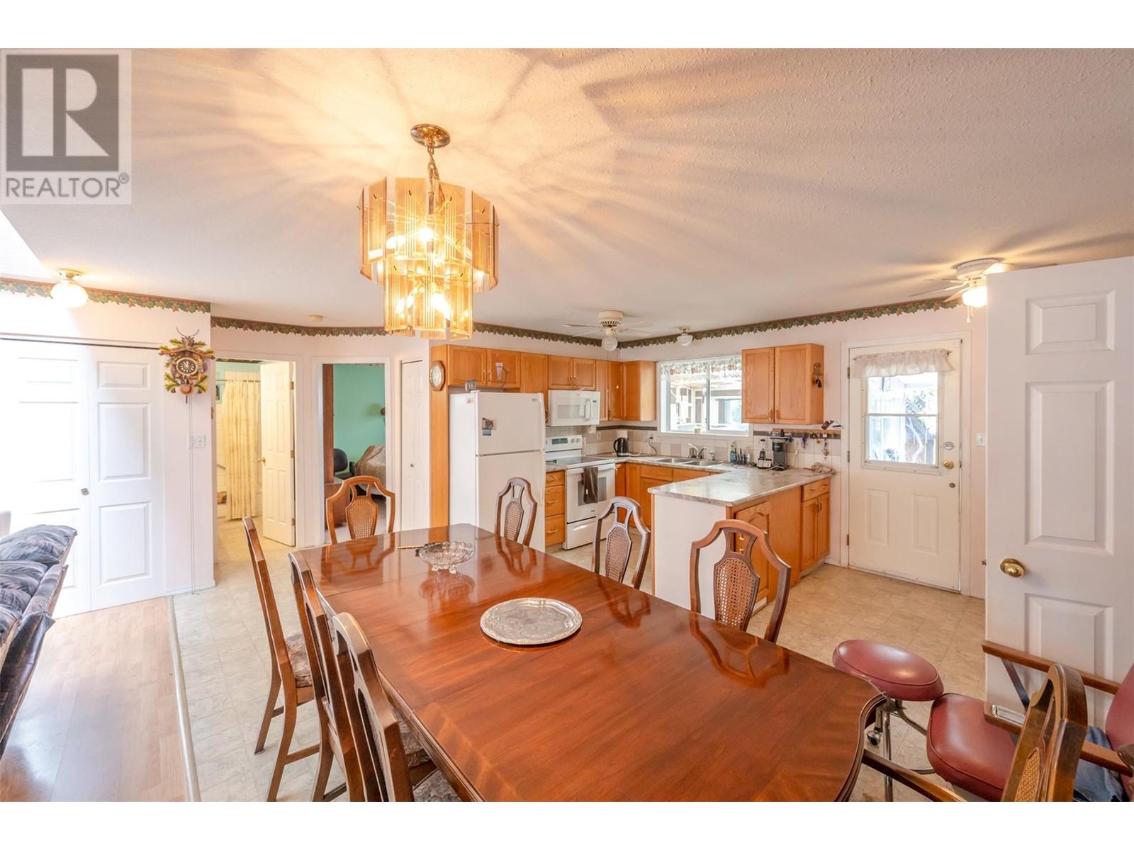 157 Ayres Crescent, Penticton, British Columbia  V2A 6R3 - Photo 12 - 10351180
