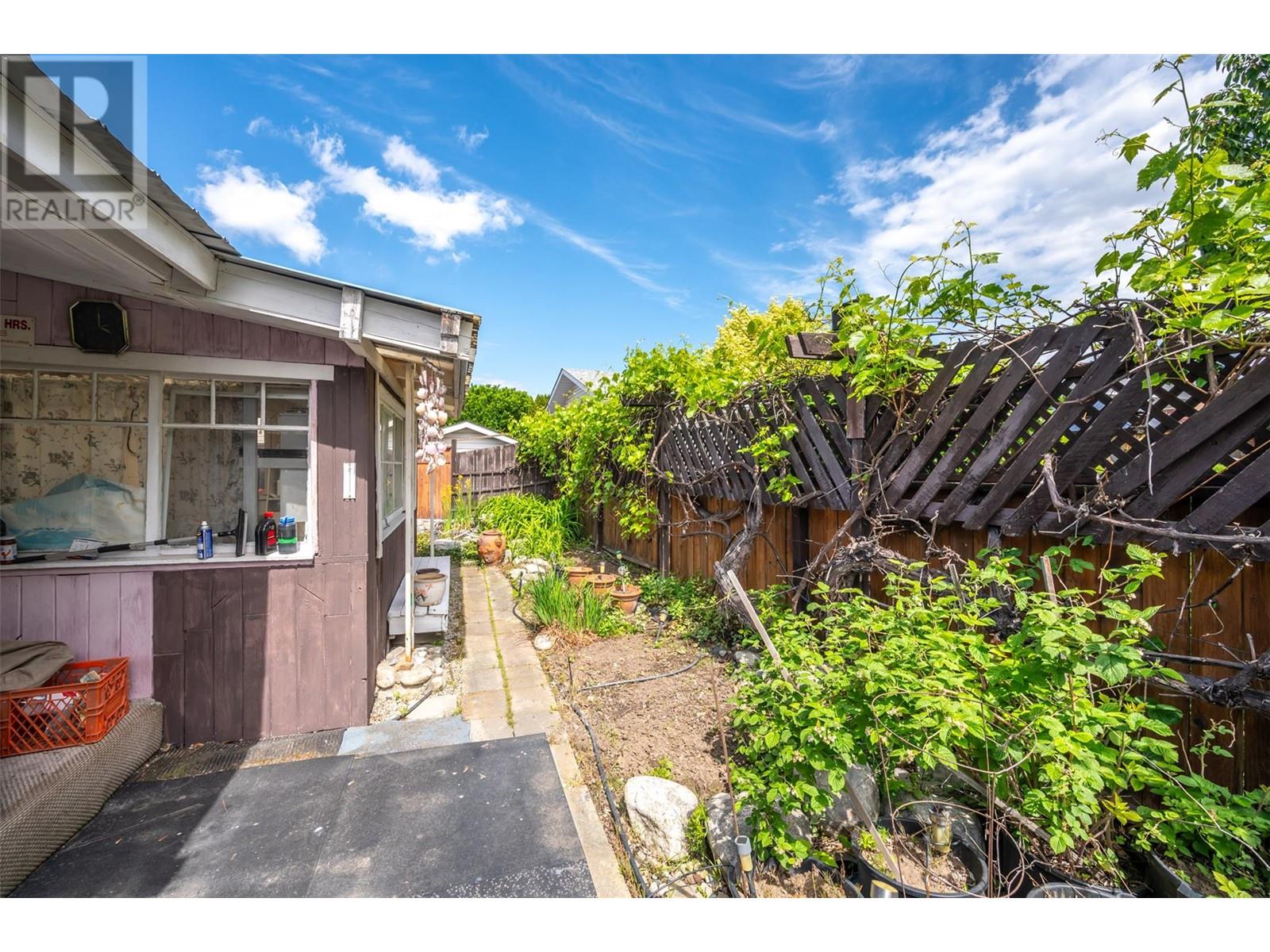 157 Ayres Crescent, Penticton, British Columbia  V2A 6R3 - Photo 34 - 10351180