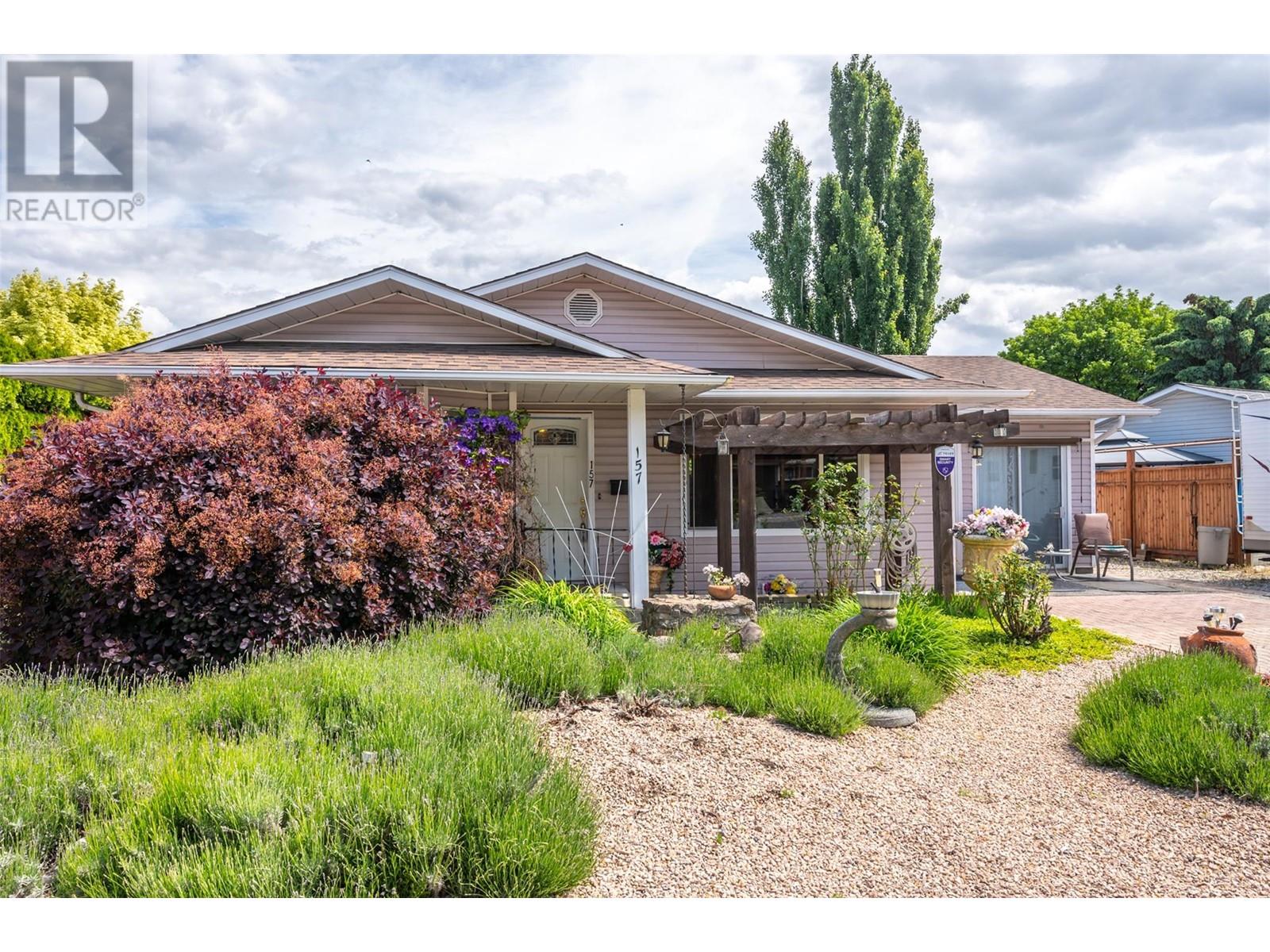 157 Ayres Crescent, Penticton, British Columbia  V2A 6R3 - Photo 4 - 10351180