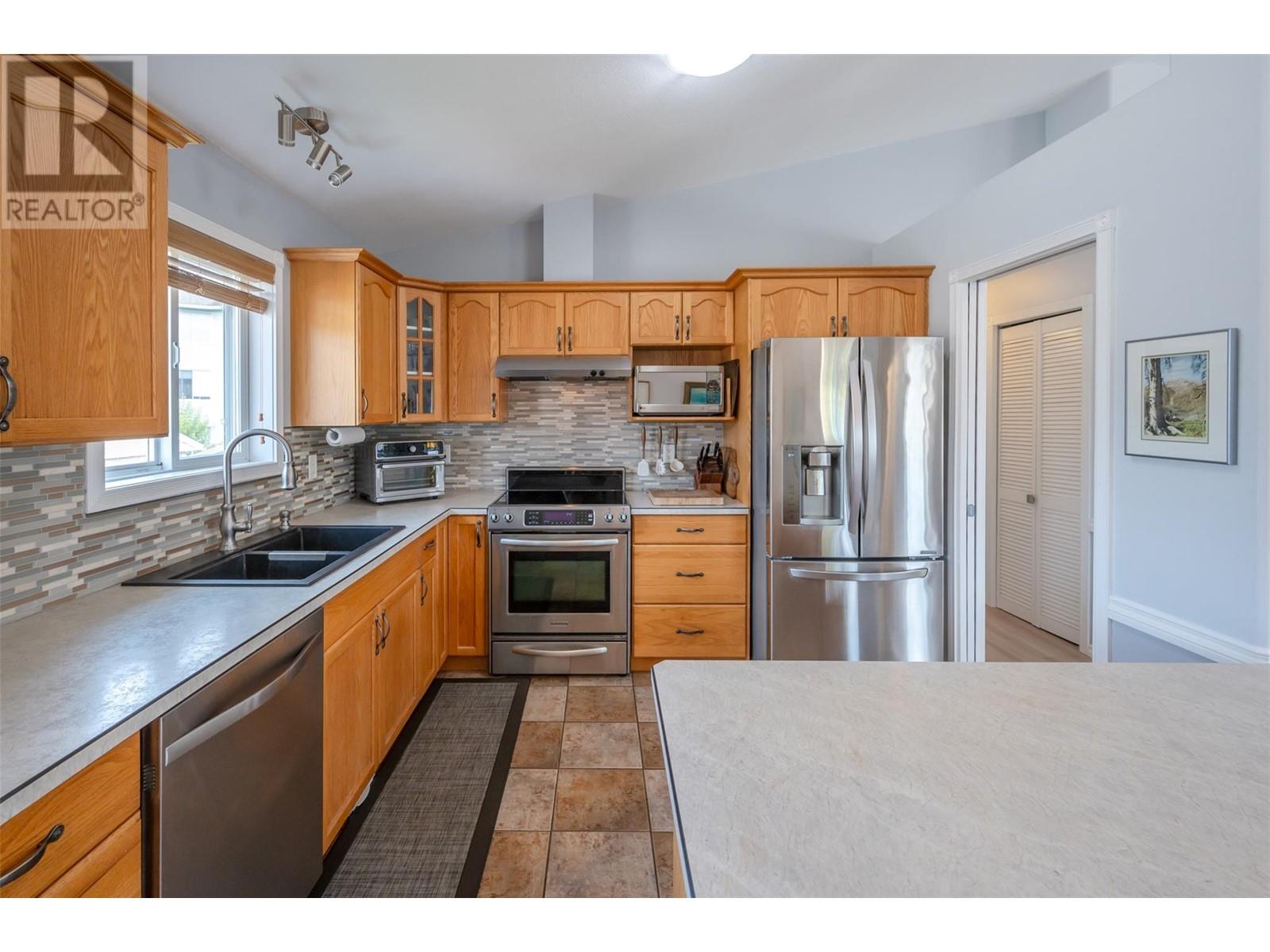 2002 Quebec Street Unit# 101, Penticton, British Columbia  V2A 6E3 - Photo 15 - 10351038