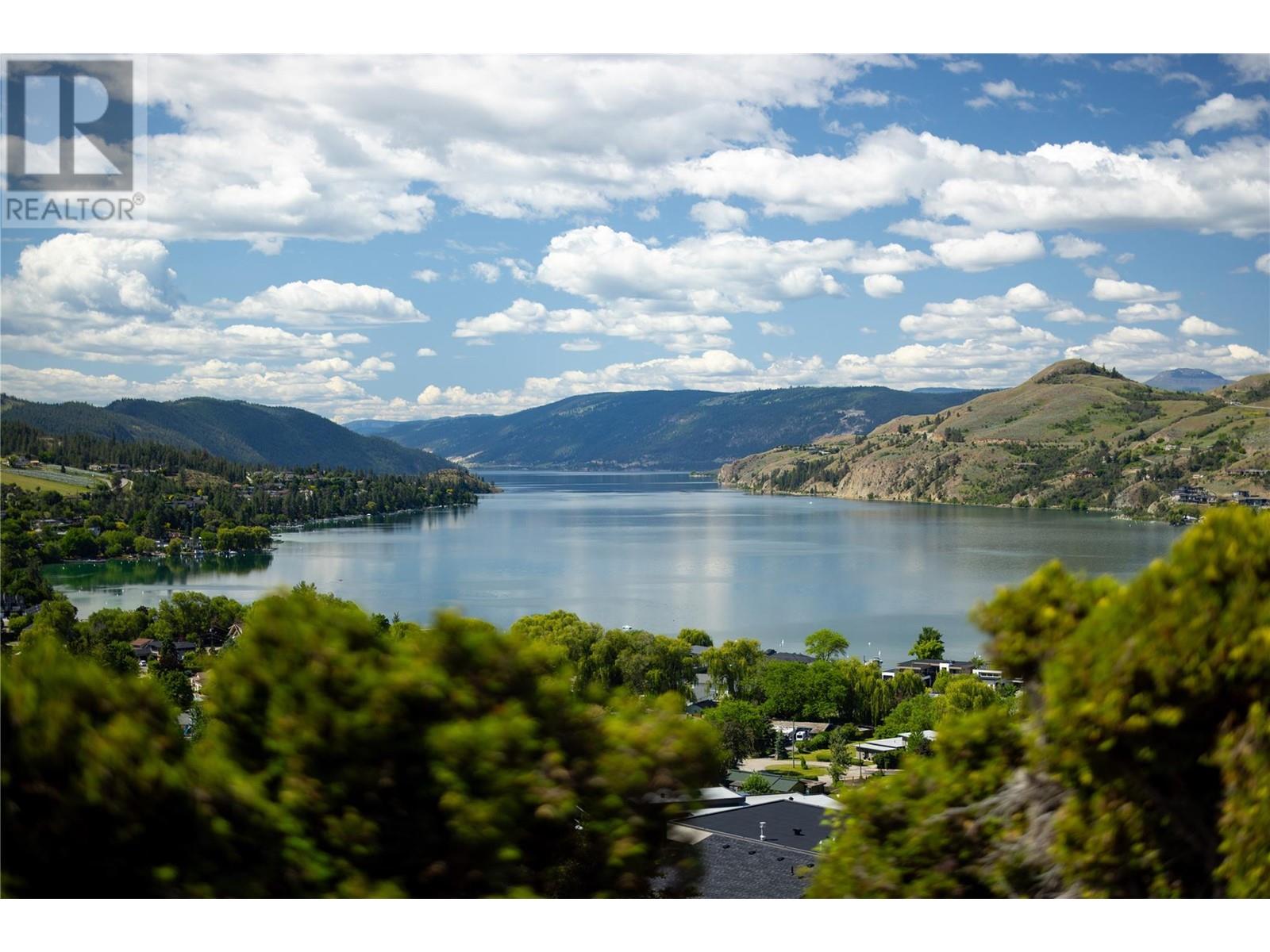 8827 Michael Drive, Coldstream, British Columbia  V1B 2P5 - Photo 12 - 10350974