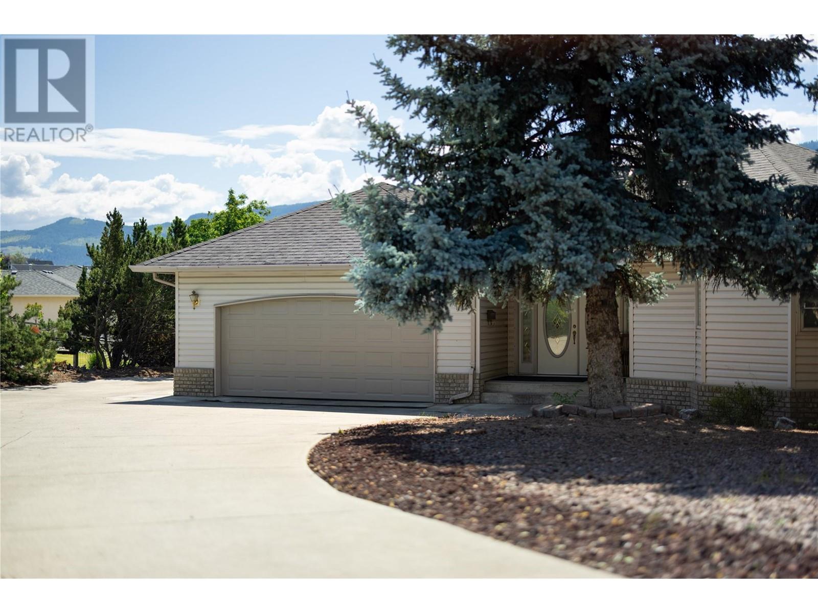 8827 Michael Drive, Coldstream, British Columbia  V1B 2P5 - Photo 23 - 10350974