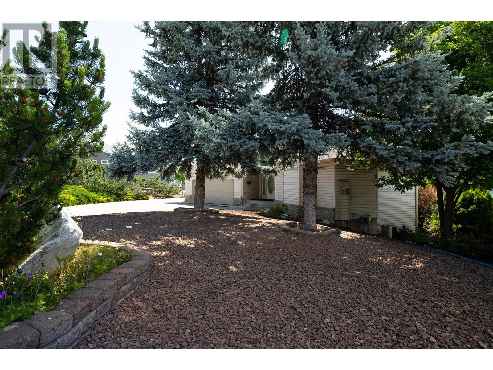 8827 Michael Drive, Coldstream, British Columbia  V1B 2P5 - Photo 24 - 10350974