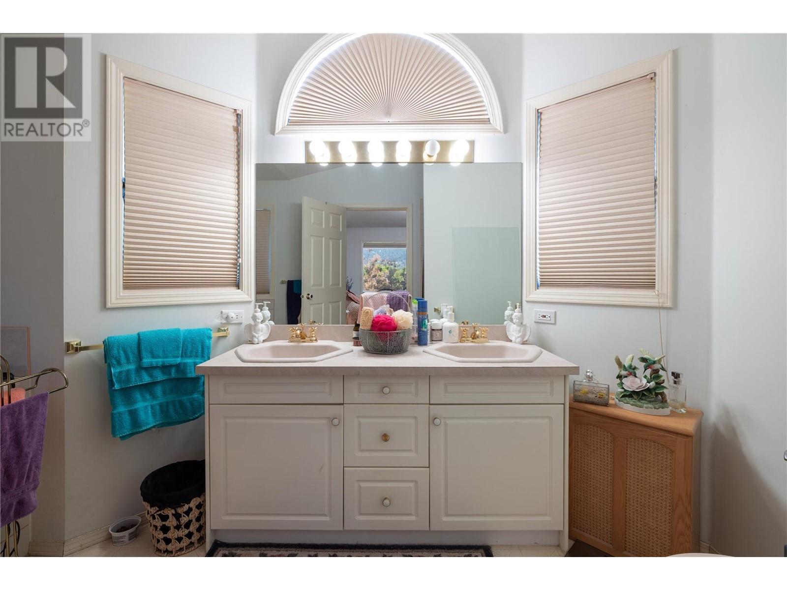 8827 Michael Drive, Coldstream, British Columbia  V1B 2P5 - Photo 44 - 10350974