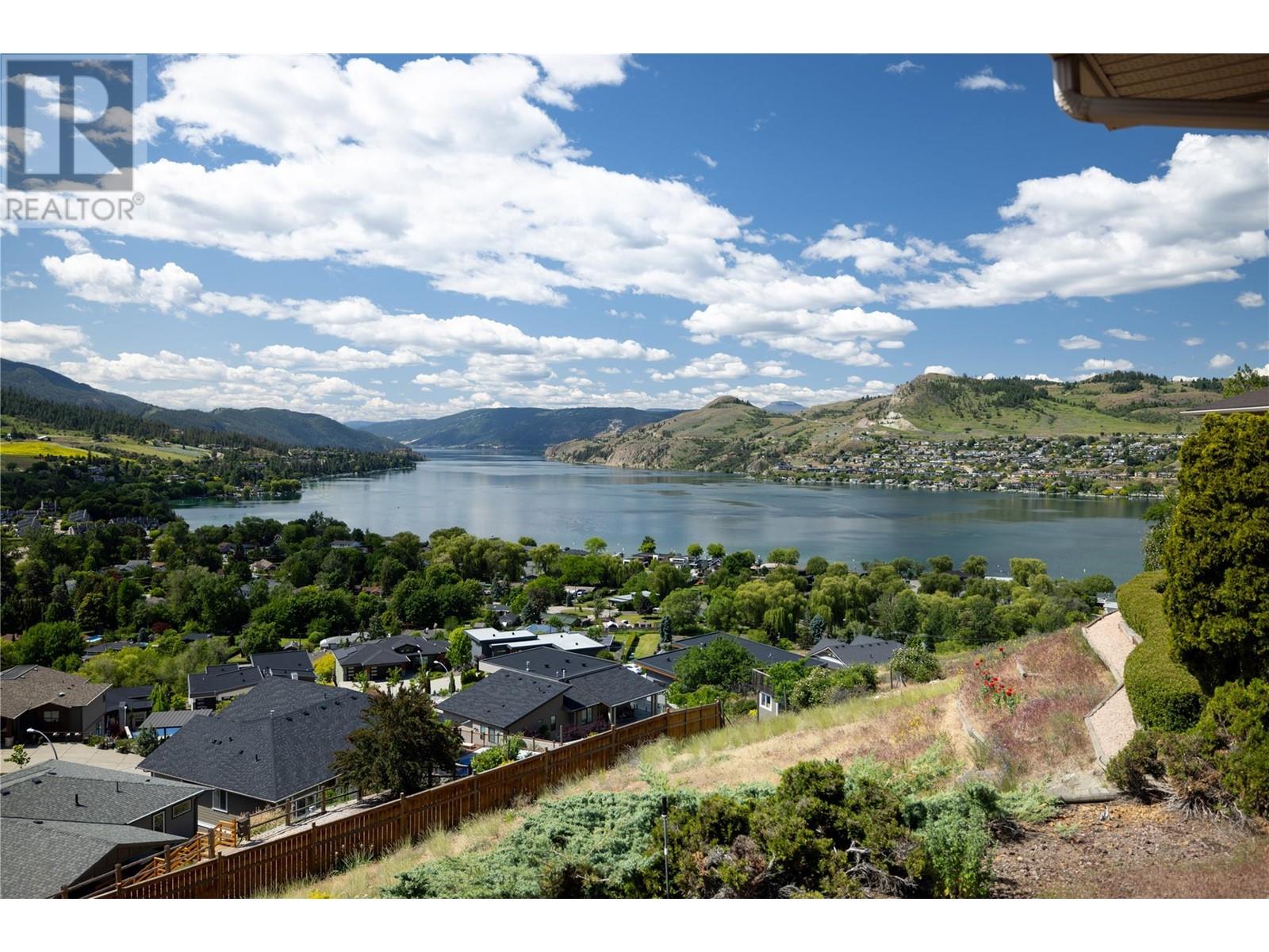 8827 Michael Drive, Coldstream, British Columbia  V1B 2P5 - Photo 8 - 10350974