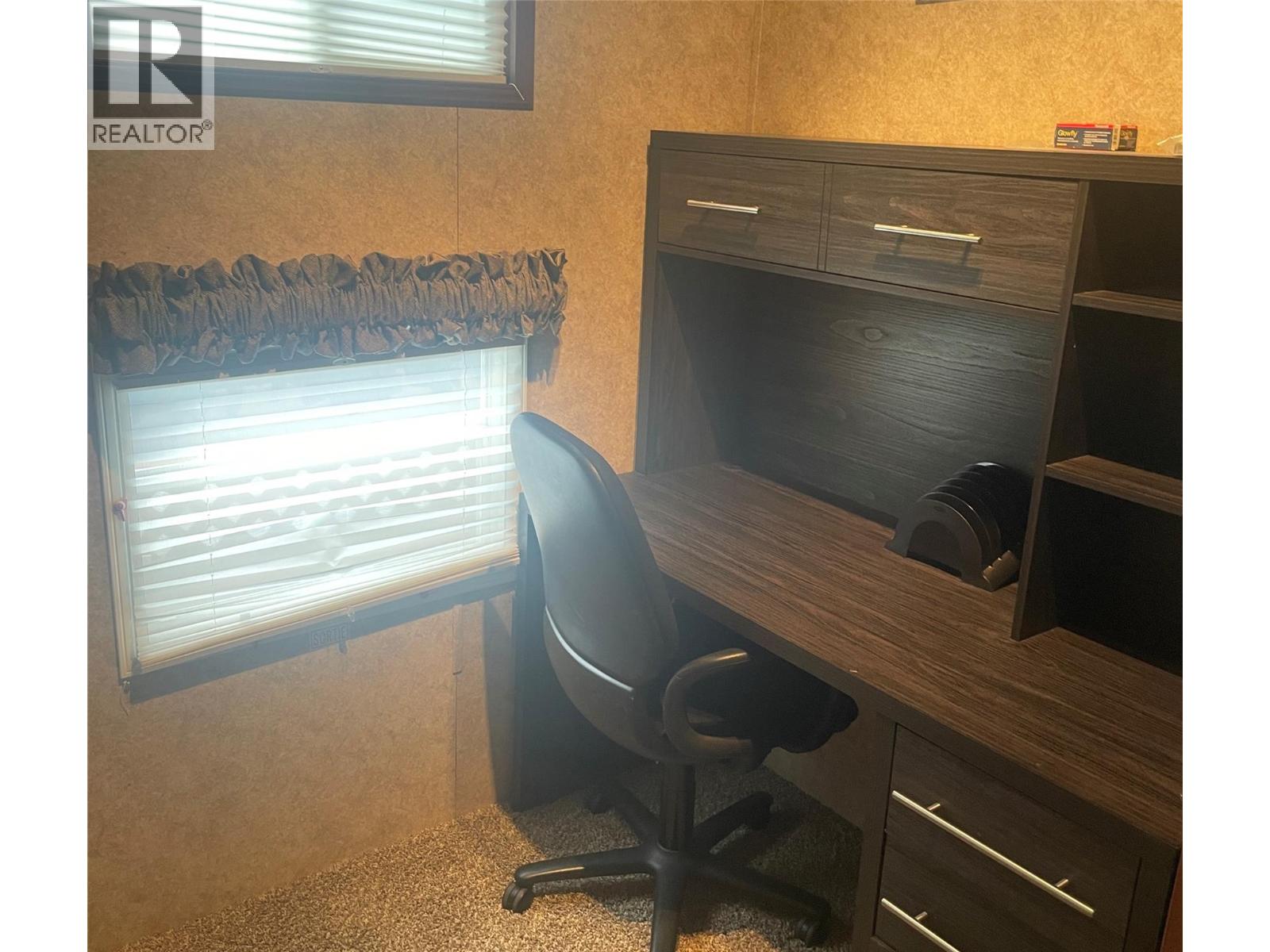 2633 Squilax Anglemont Road Unit# 19, Lee Creek, British Columbia  V0E 1M4 - Photo 18 - 10350932