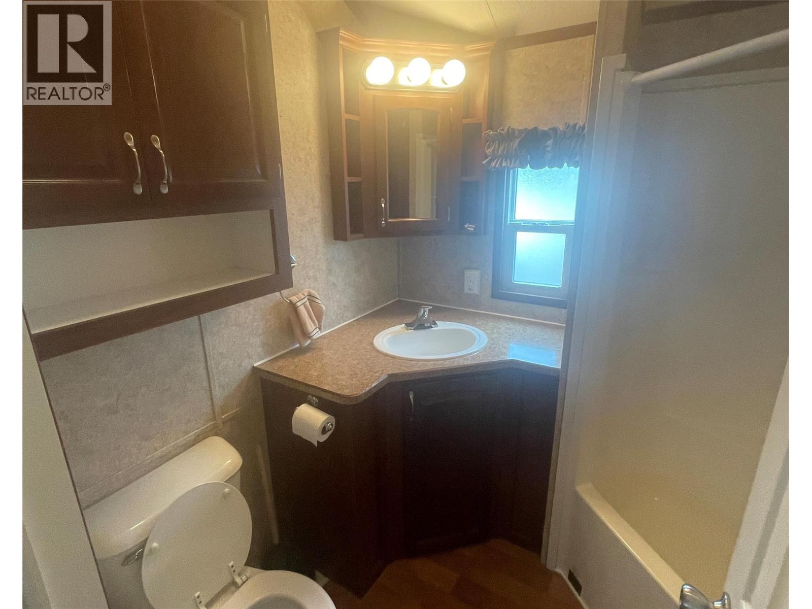 2633 Squilax Anglemont Road Unit# 19, Lee Creek, British Columbia  V0E 1M4 - Photo 22 - 10350932