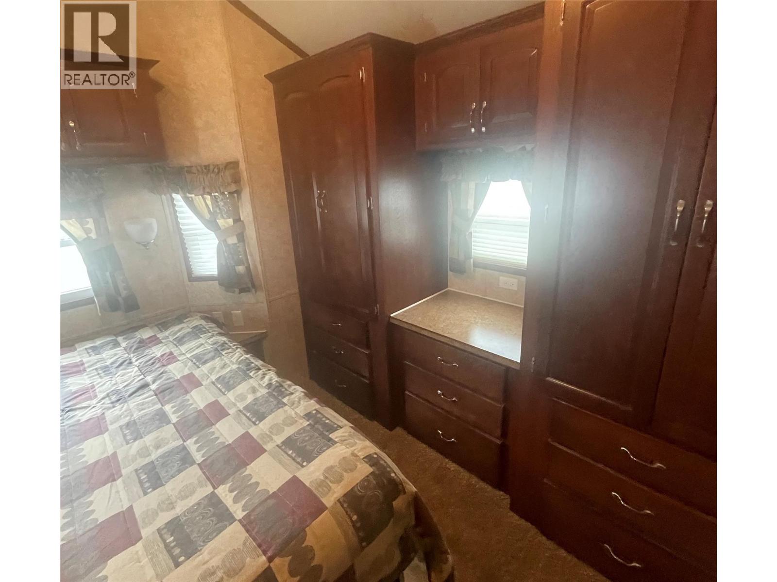 2633 Squilax Anglemont Road Unit# 19, Lee Creek, British Columbia  V0E 1M4 - Photo 29 - 10350932