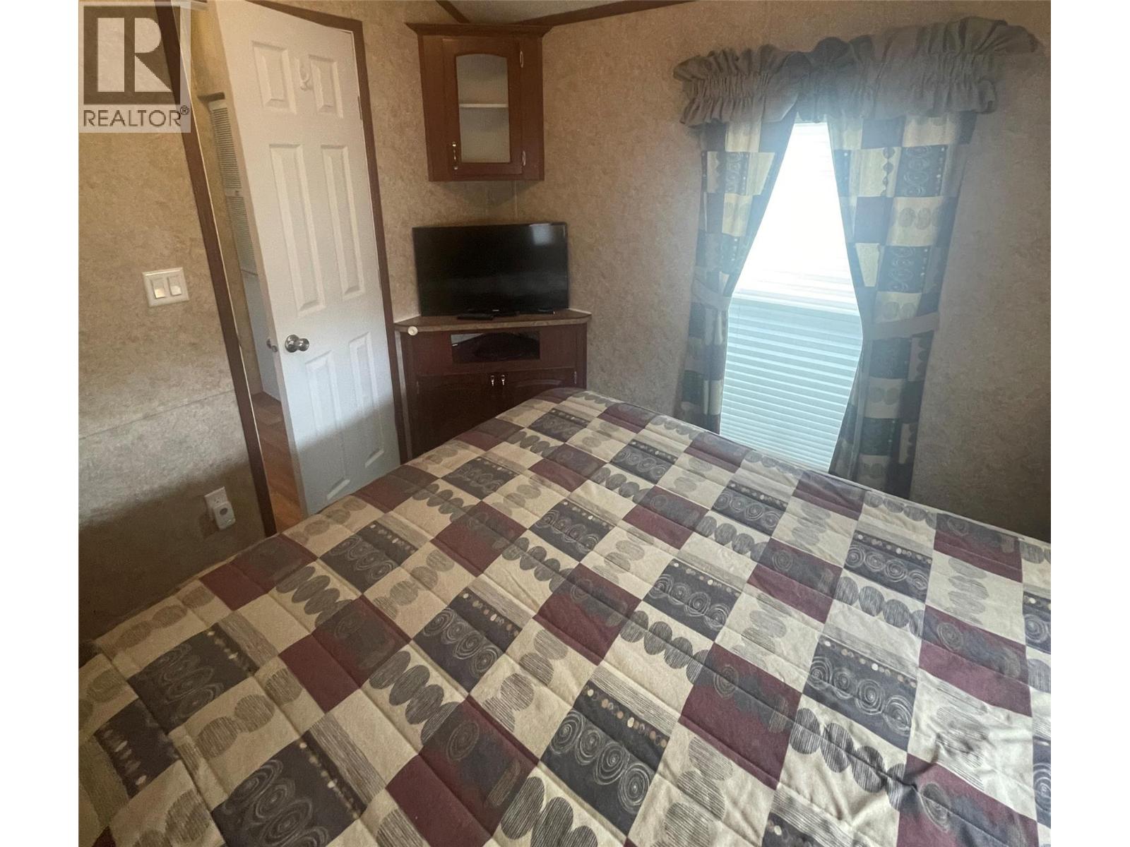 2633 Squilax Anglemont Road Unit# 19, Lee Creek, British Columbia  V0E 1M4 - Photo 31 - 10350932