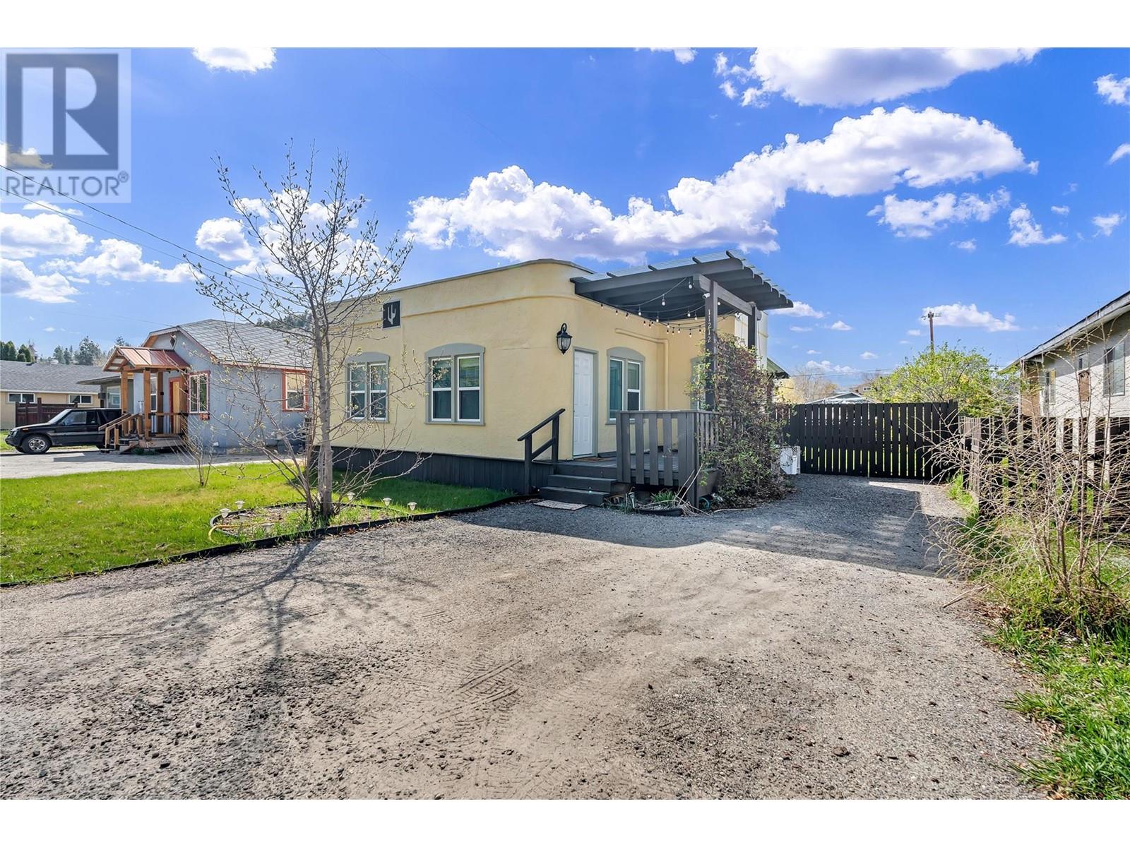 11212 Victoria Road, Summerland, British Columbia  V0H 1Z2 - Photo 2 - 10350966