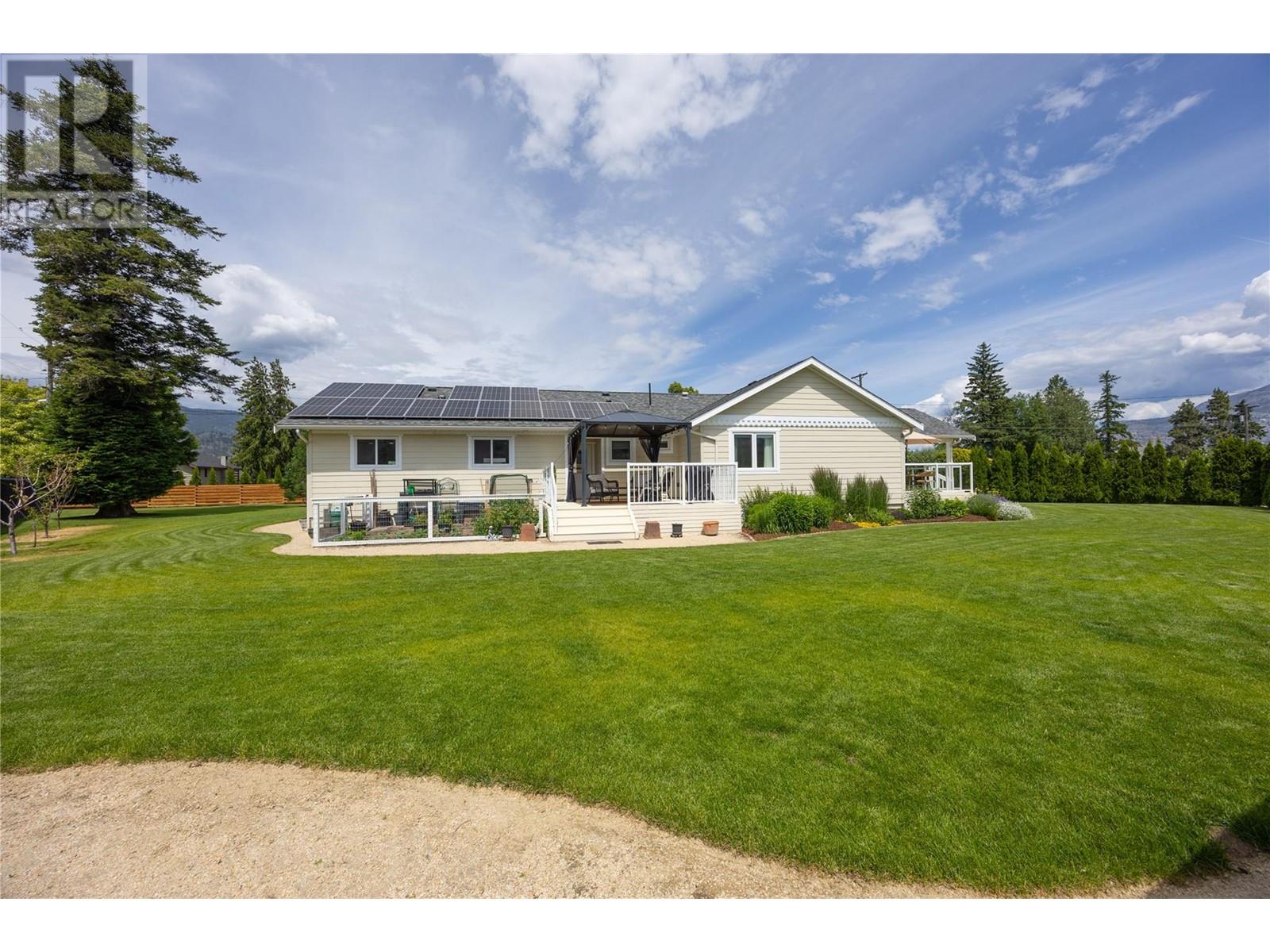 5609 Yarrow Street, Oliver, British Columbia  V0H 1T9 - Photo 25 - 10351075
