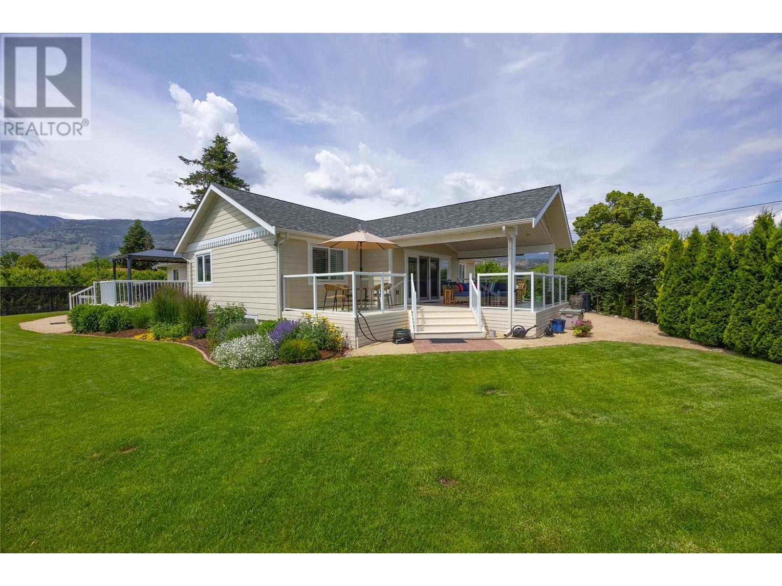 5609 Yarrow Street, Oliver, British Columbia  V0H 1T9 - Photo 28 - 10351075