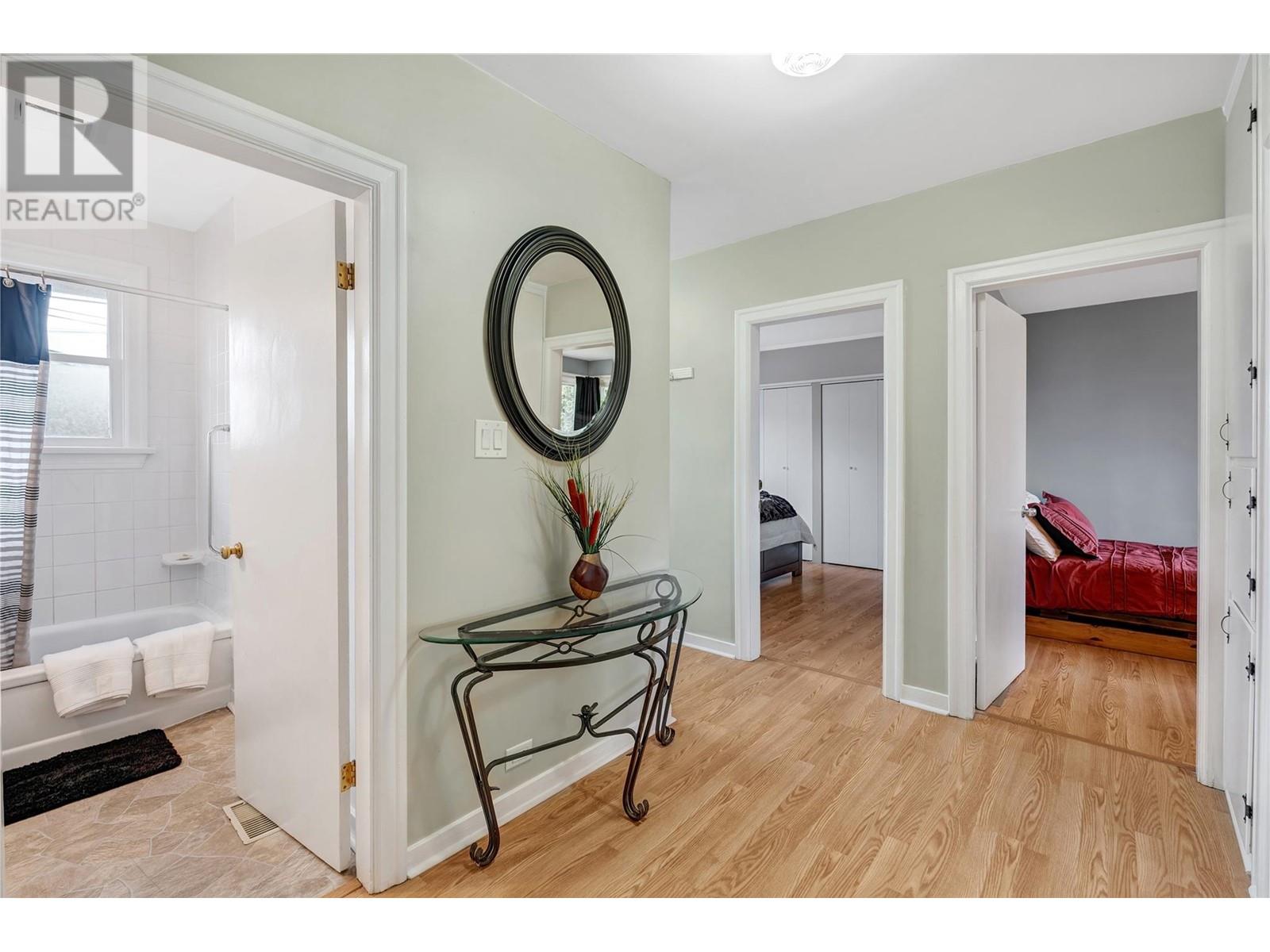 1160 Moosejaw Street, Penticton, British Columbia  V2A 5T9 - Photo 11 - 10351226