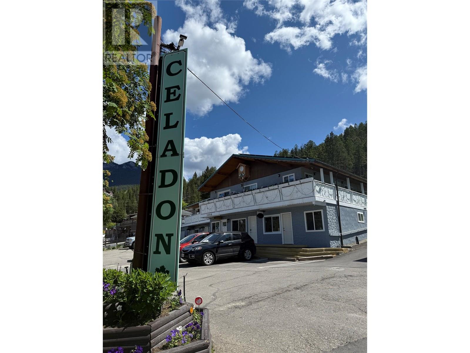 5000 Highway 93 Highway, Radium Hot Springs, British Columbia  V0A 1M0 - Photo 1 - 10350873