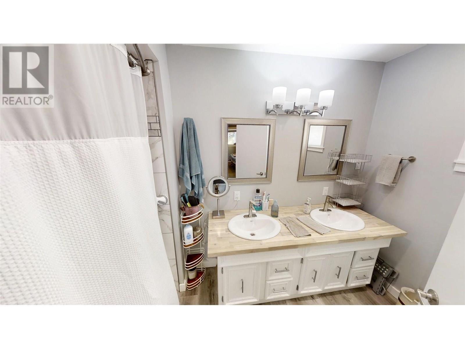 5000 Highway 93 Highway, Radium Hot Springs, British Columbia  V0A 1M0 - Photo 20 - 10350873